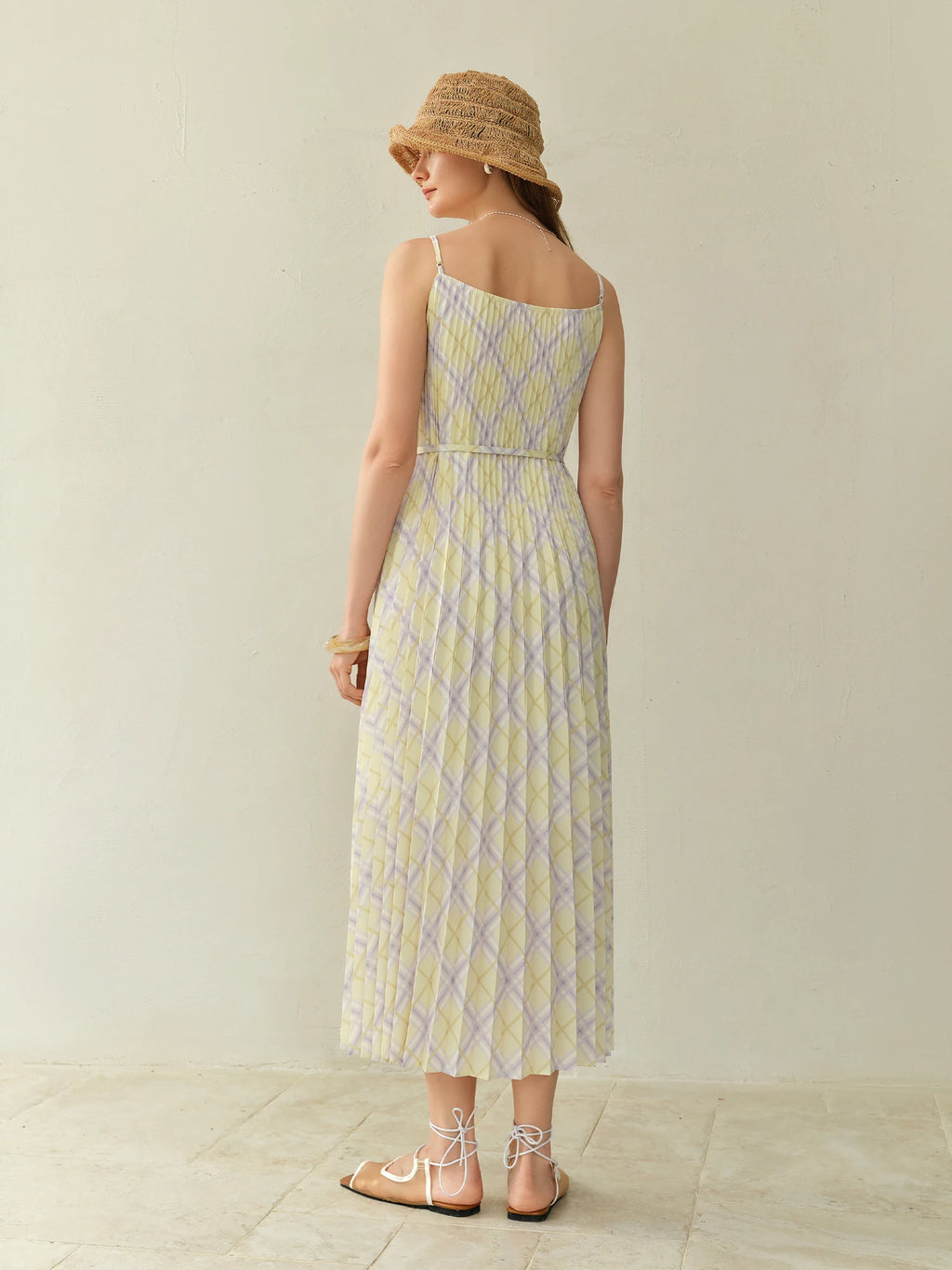 DUSHU 2025 Summer New Arrival Plus-size Rhombus Check Strap Dress for Women - Beach Resort Style, Perfect for Curvy Girls