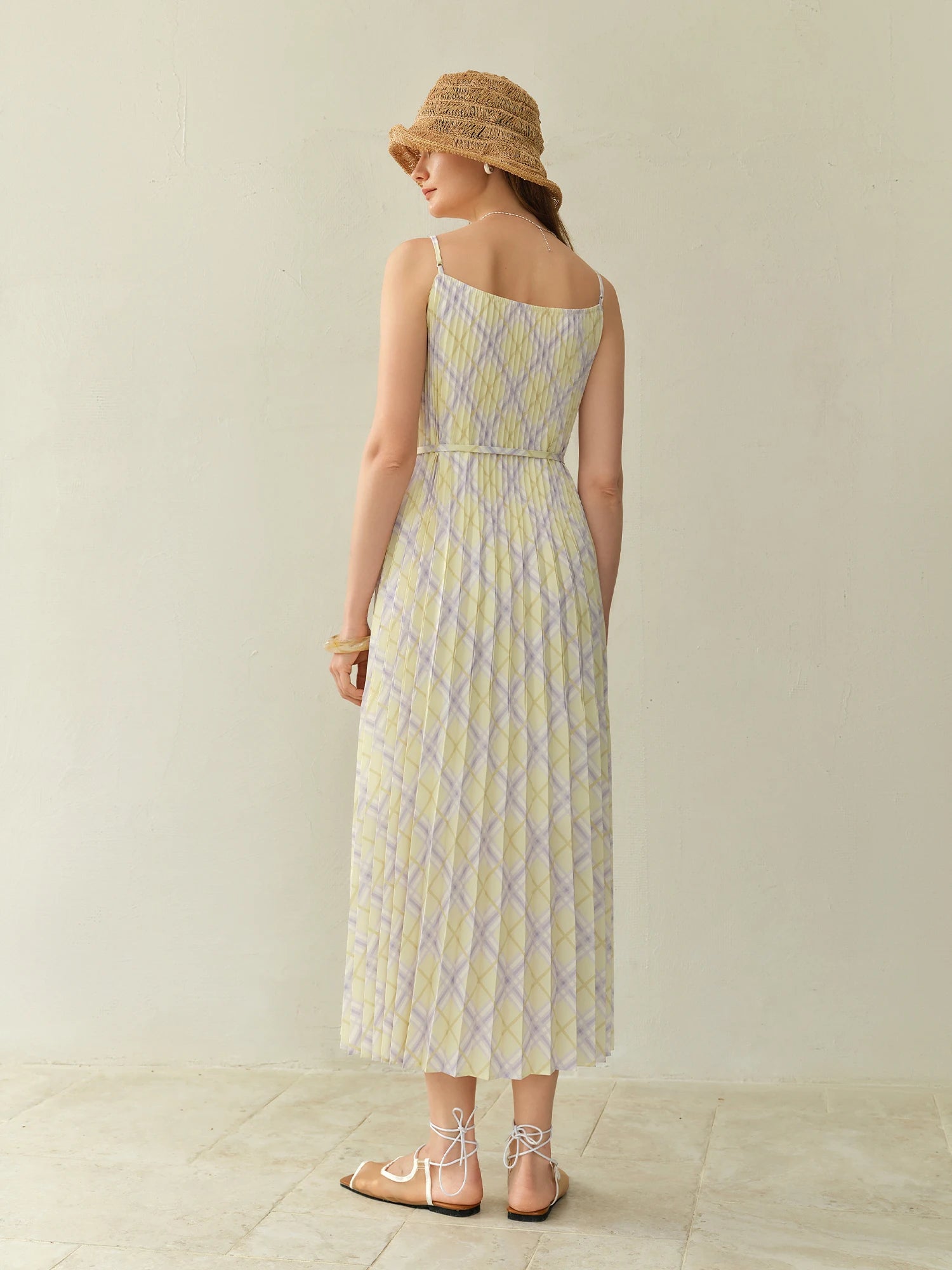 DUSHU 2025 Summer New Arrival Plus-size Rhombus Check Strap Dress for Women - Beach Resort Style, Perfect for Curvy Girls