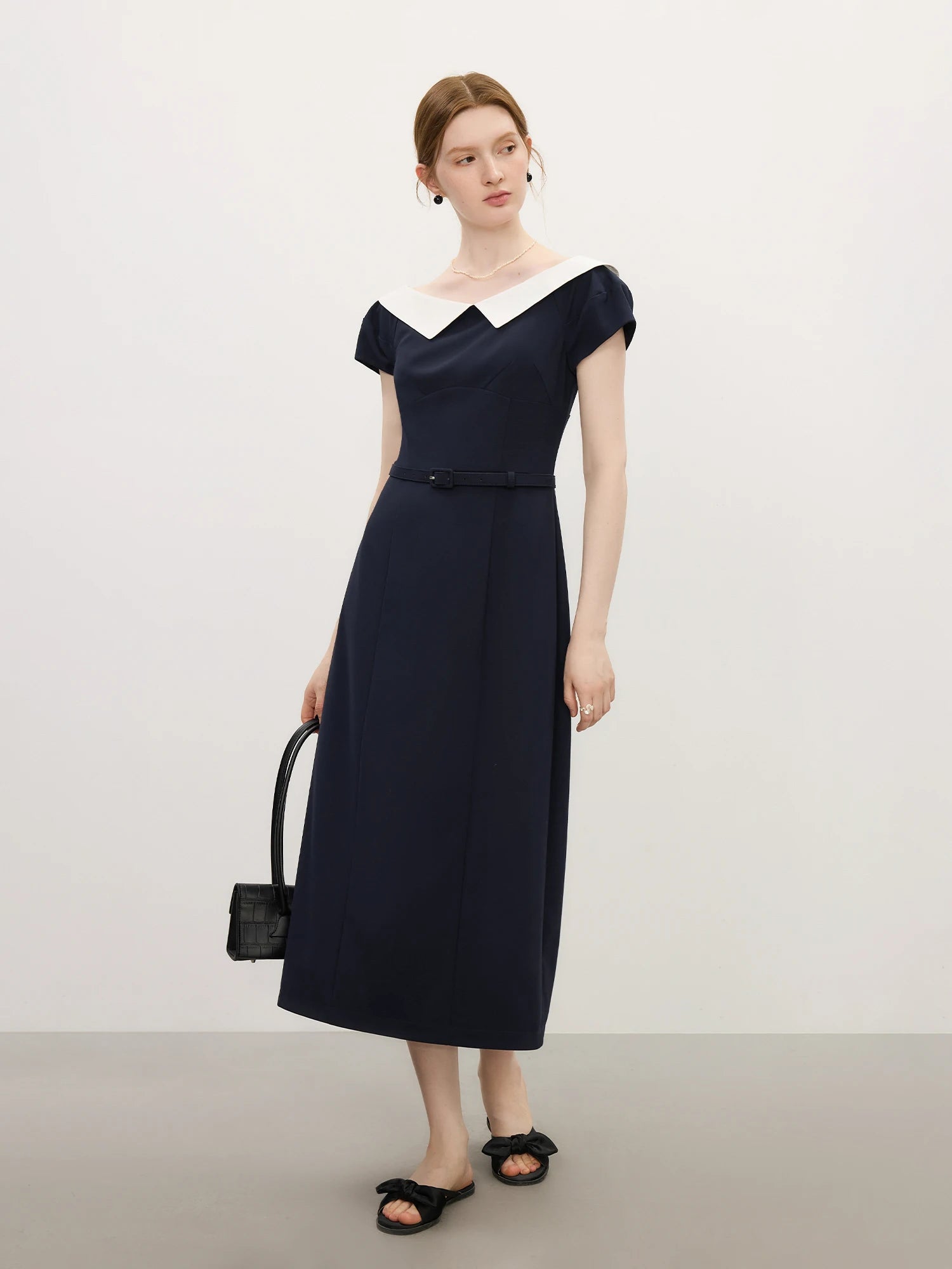FSLE Contrast Color Splicing Lantern Sleeve Dress Female 2025 Summer New One-line Shirt Collar Mid-length Dress