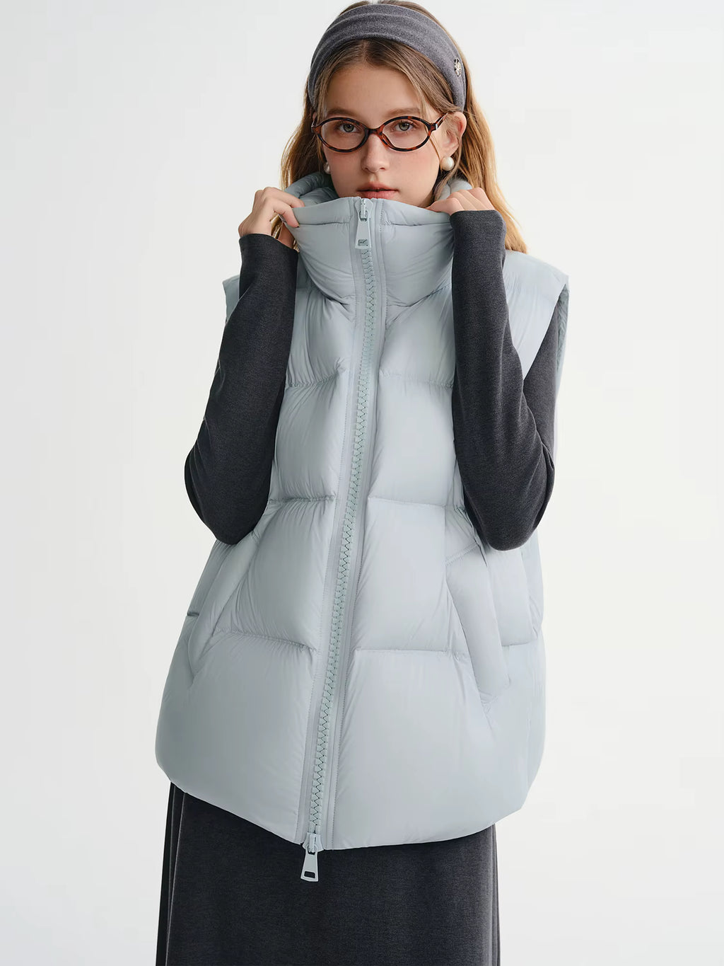 New Arrival Women Thermal Down Vest 2025 Winter Double Zip Lightweight Warm Sleeveless Jacket for Outdoor Travel Commuter