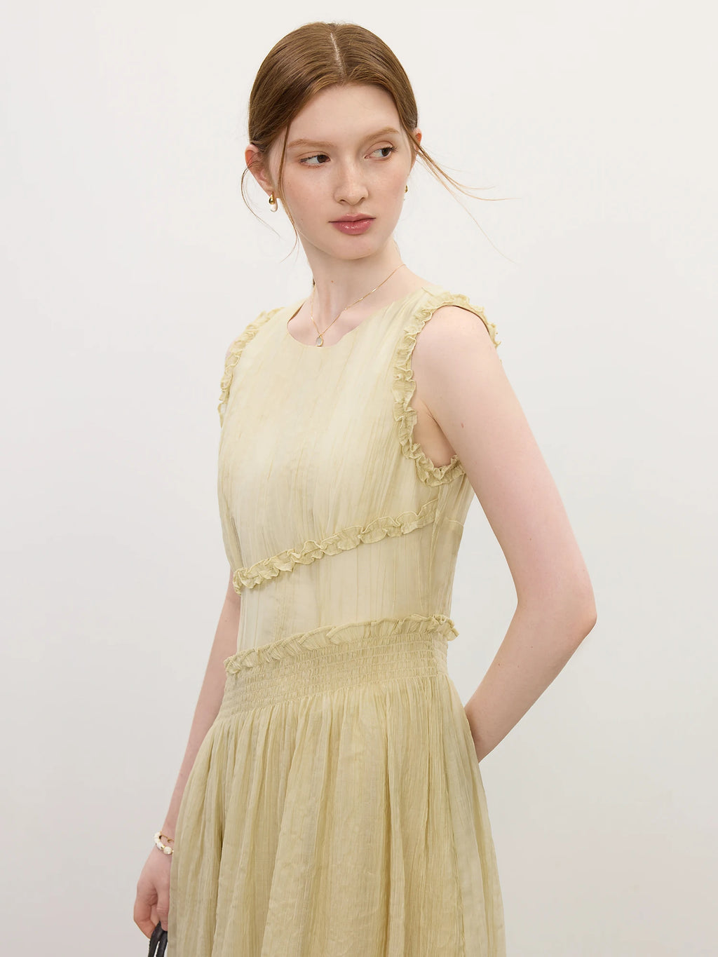 FSLE 2025 Summer Textured Pleat Dress - Fluid Asymmetric Hem Sleeveless Resort to Office Elegant Silhouette