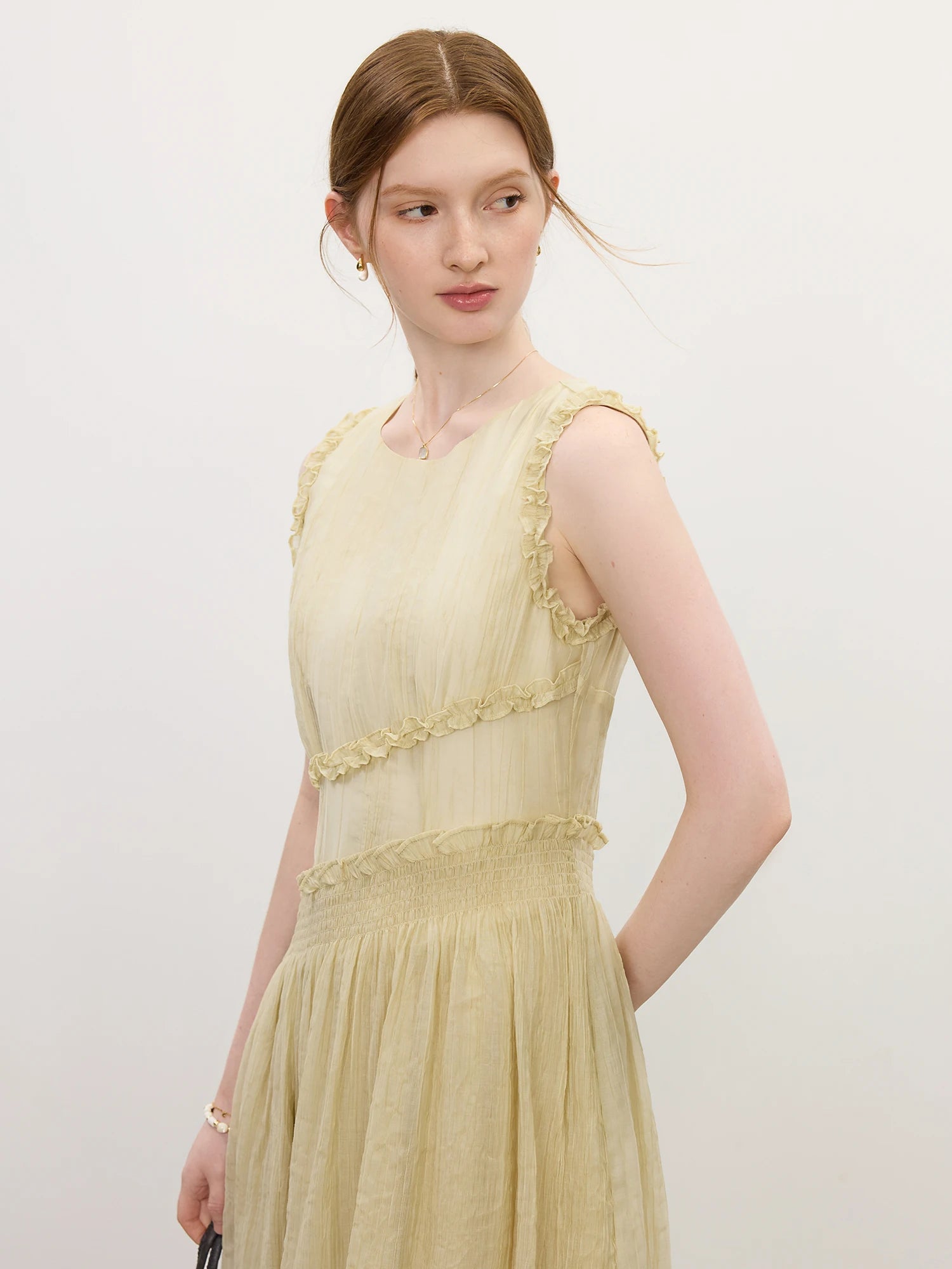 FSLE 2025 Summer Textured Pleat Dress - Fluid Asymmetric Hem Sleeveless Resort to Office Elegant Silhouette