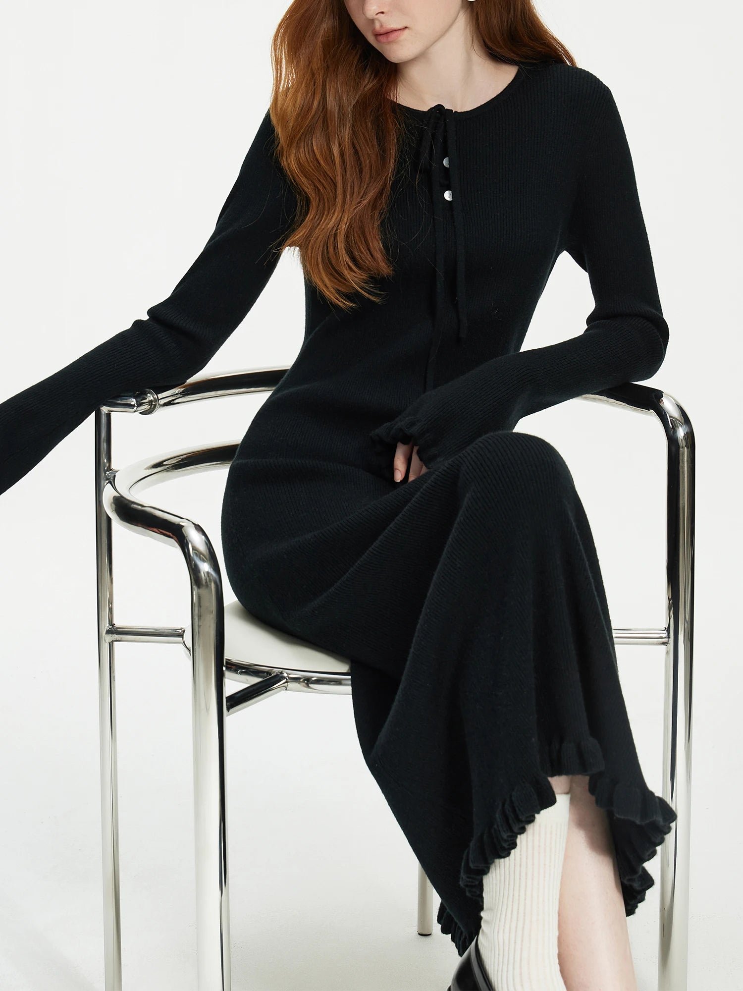 FSLE Black Temperament Black Fungus Edge Round Neck Knitted Dress for Women's Autumn and Winter 2024 New Dress 24FS14246