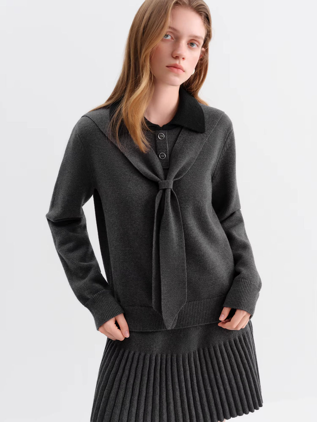 Gray College Style Two-piece Knitted Sweater Suit for Women Pullovers Mini Pleated Skirts 2025 Autumn and Winter New Style