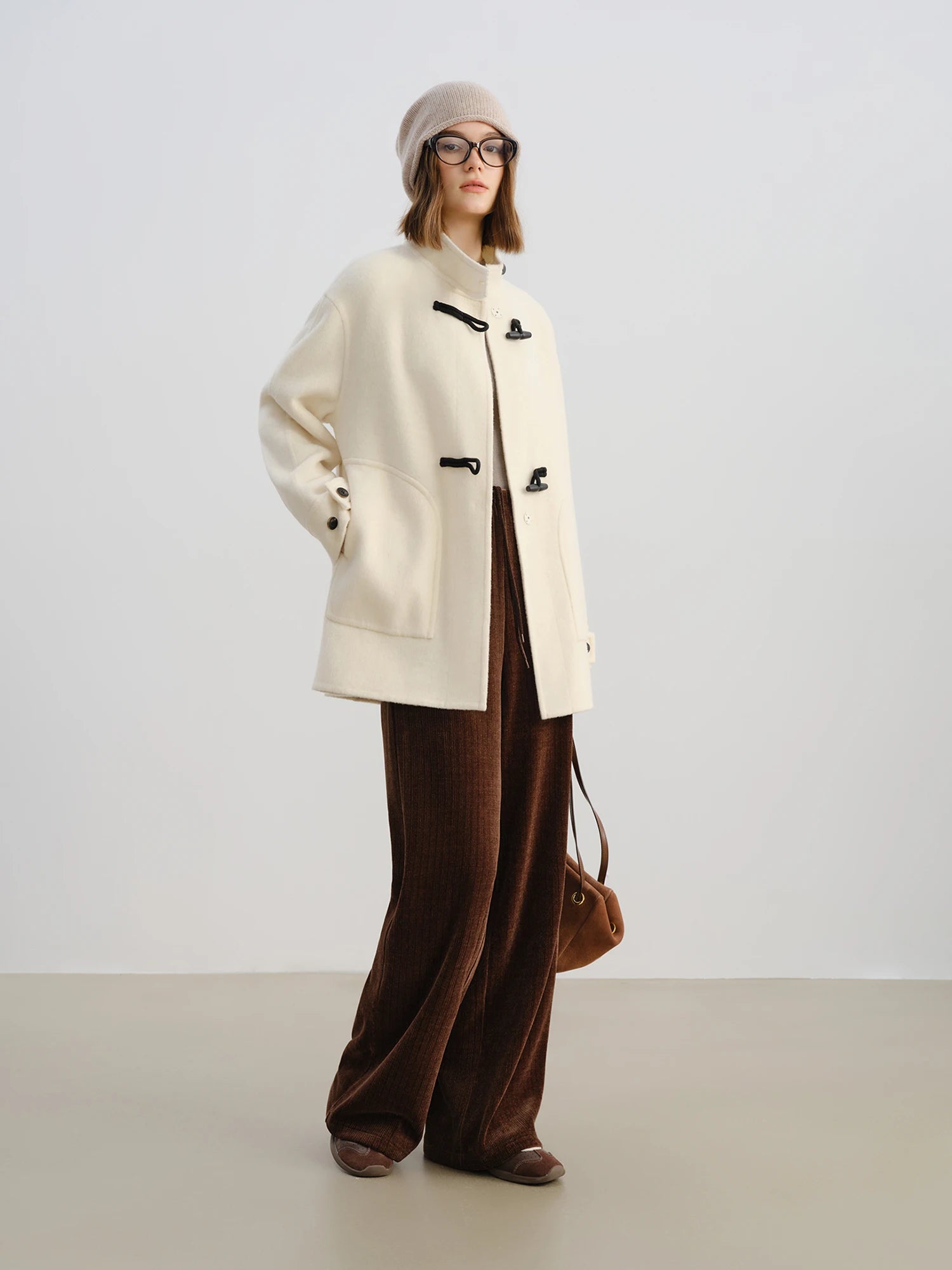 Crafty Studio Wool Coat for Petite Women with Horn Buttons, Standing Collar, and Double-Faced Design 2025 New