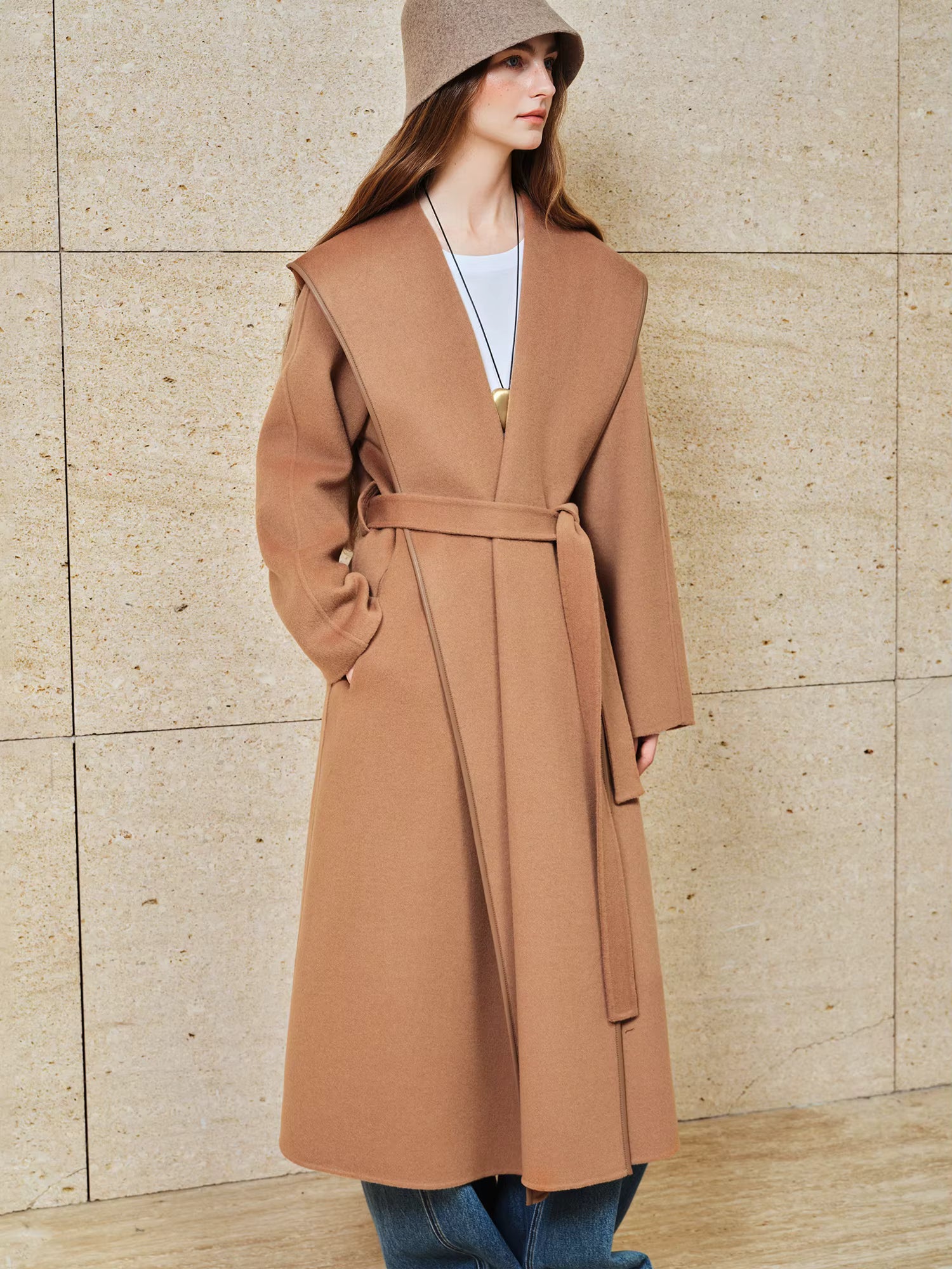 Laid Back Oversized Hooded Design Double-Faced Wool Bathrobe Coat Winter 2025 New Soft Versatile Everyday Wear for Women