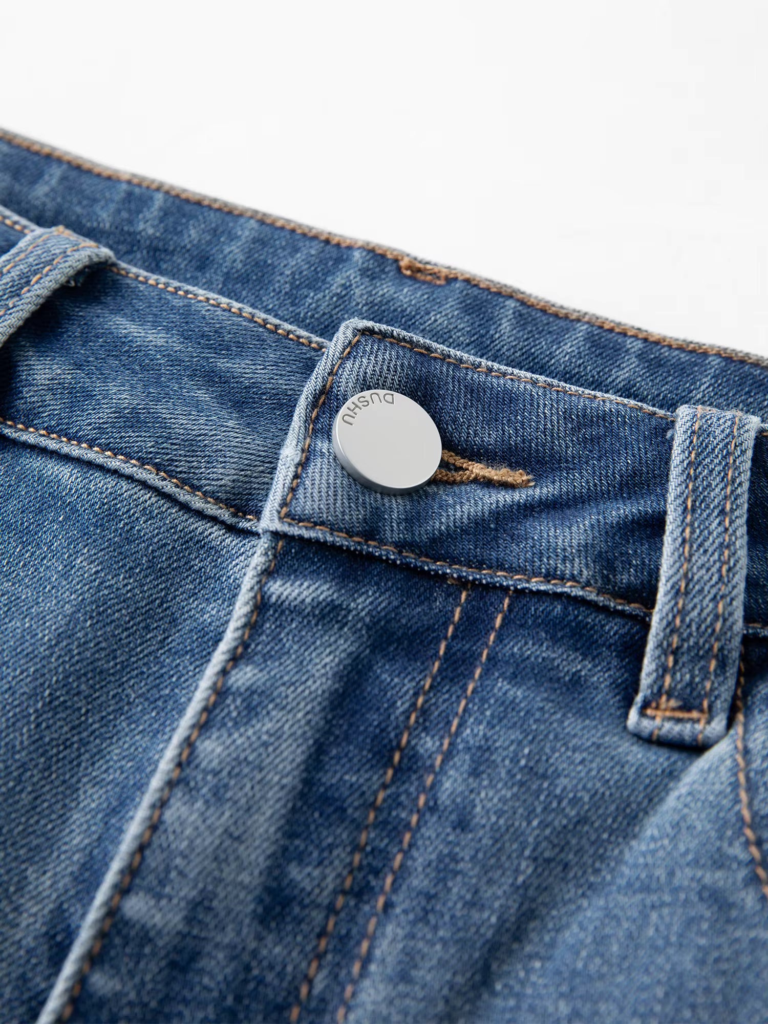 Women's Fashion Stretch Bellbottom Jeans with Apple-Shape Friendly Design 2025 Winter Collection New Micro Flare Jeans