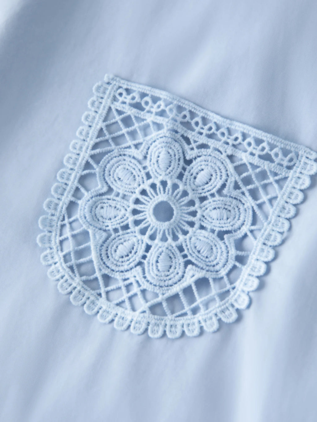 FSLE Autumn 2025 Women's V-Neck Blouse - Lace Trim Loose Fit White Shirt Casual Office Wear with Floral Embroidery