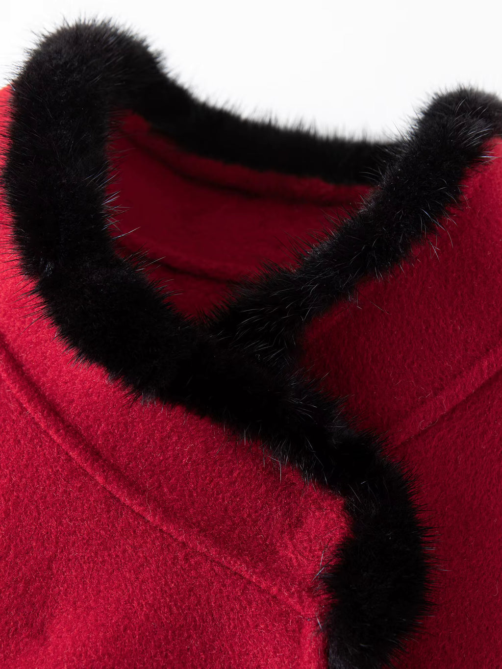 Modern Chinese Red Velvet Coat for Women Winter 2025 New Arrival Sable Fur Festive Ensemble Coat 100% Wool Long Coats