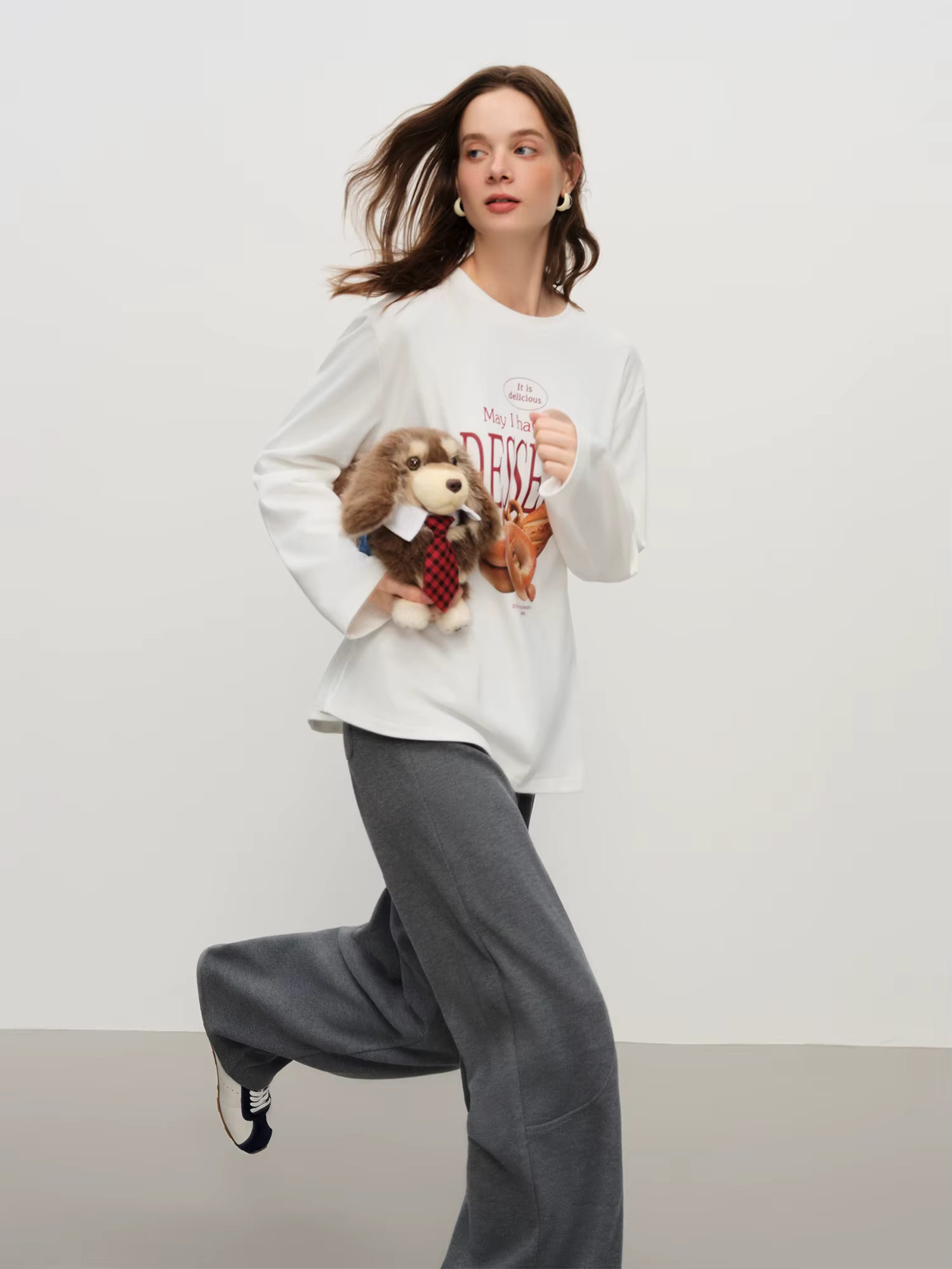 Casual All-match Letter Bread Print Long-sleeved Sweatshirt 2025 Autumn and Winter New Loose T-shirt