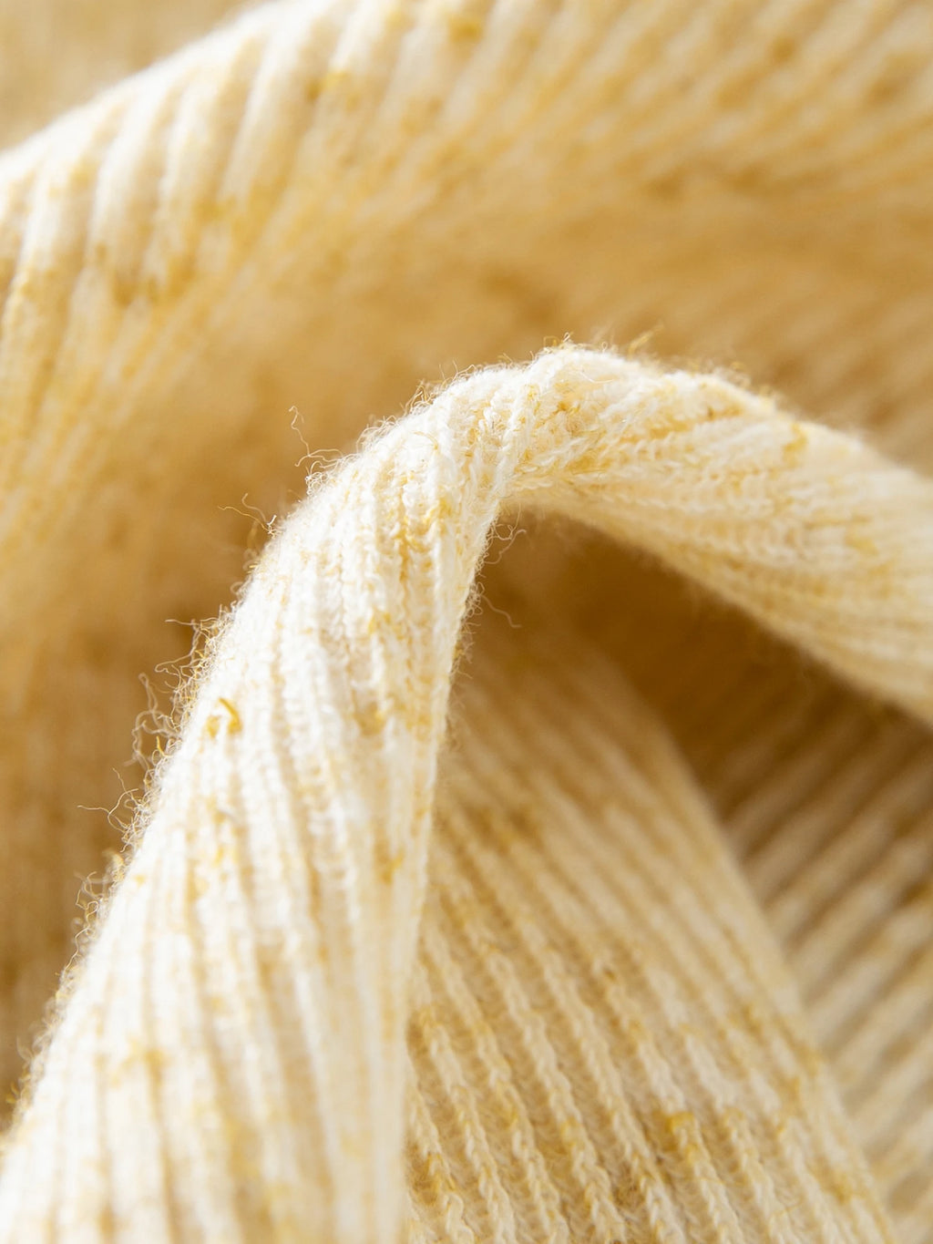 FSLE【Premium Series】Autumn 2025 Women's Contoured Fit Sleeveless Knitted Tank - Breathable Stretch Layering Top Office Casual