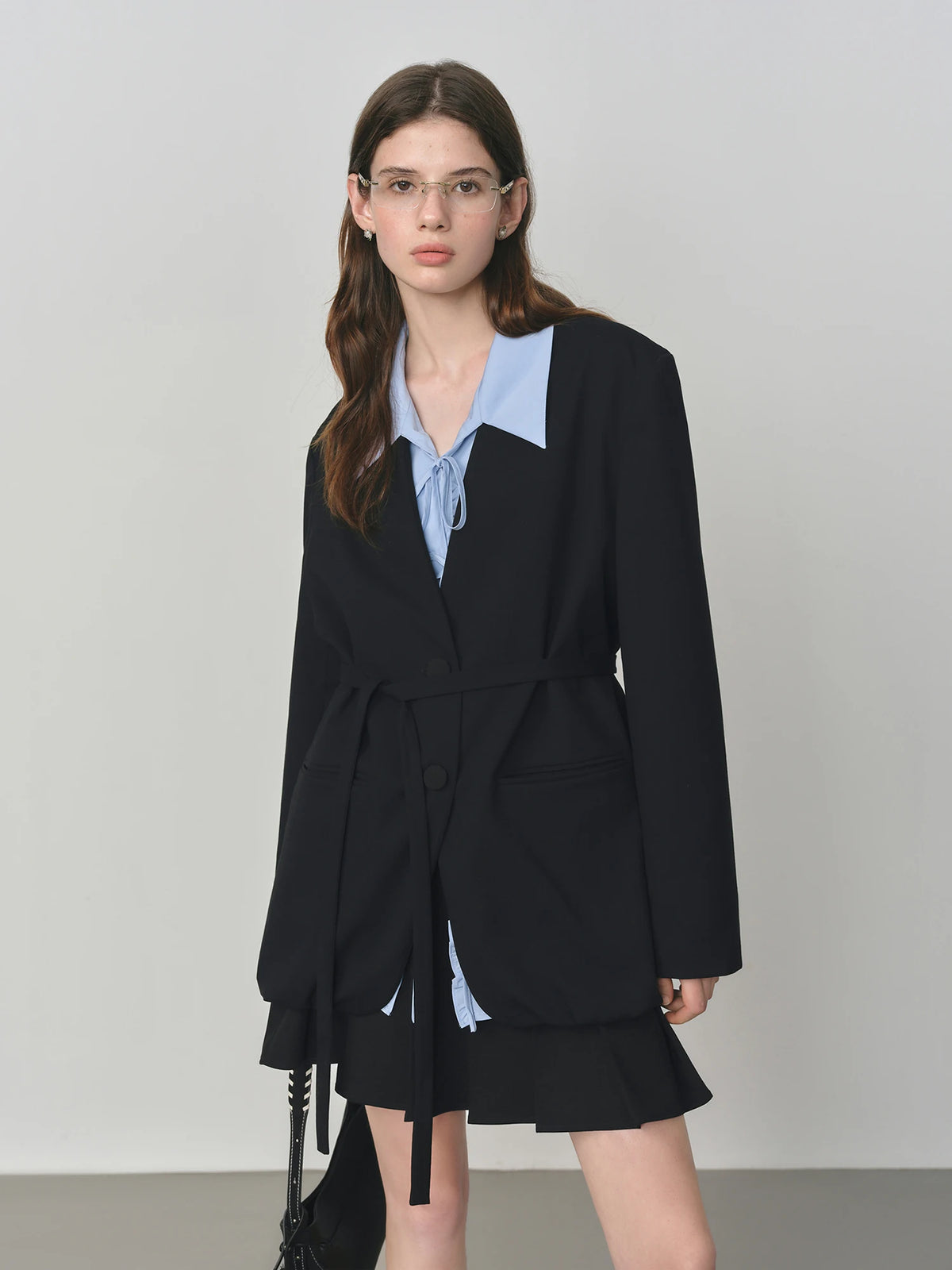 FSLE Elegant Collarless V-Neck Oversized Blazer with Sash for 2025 Autumn New Arrival Blazer Suits Coat
