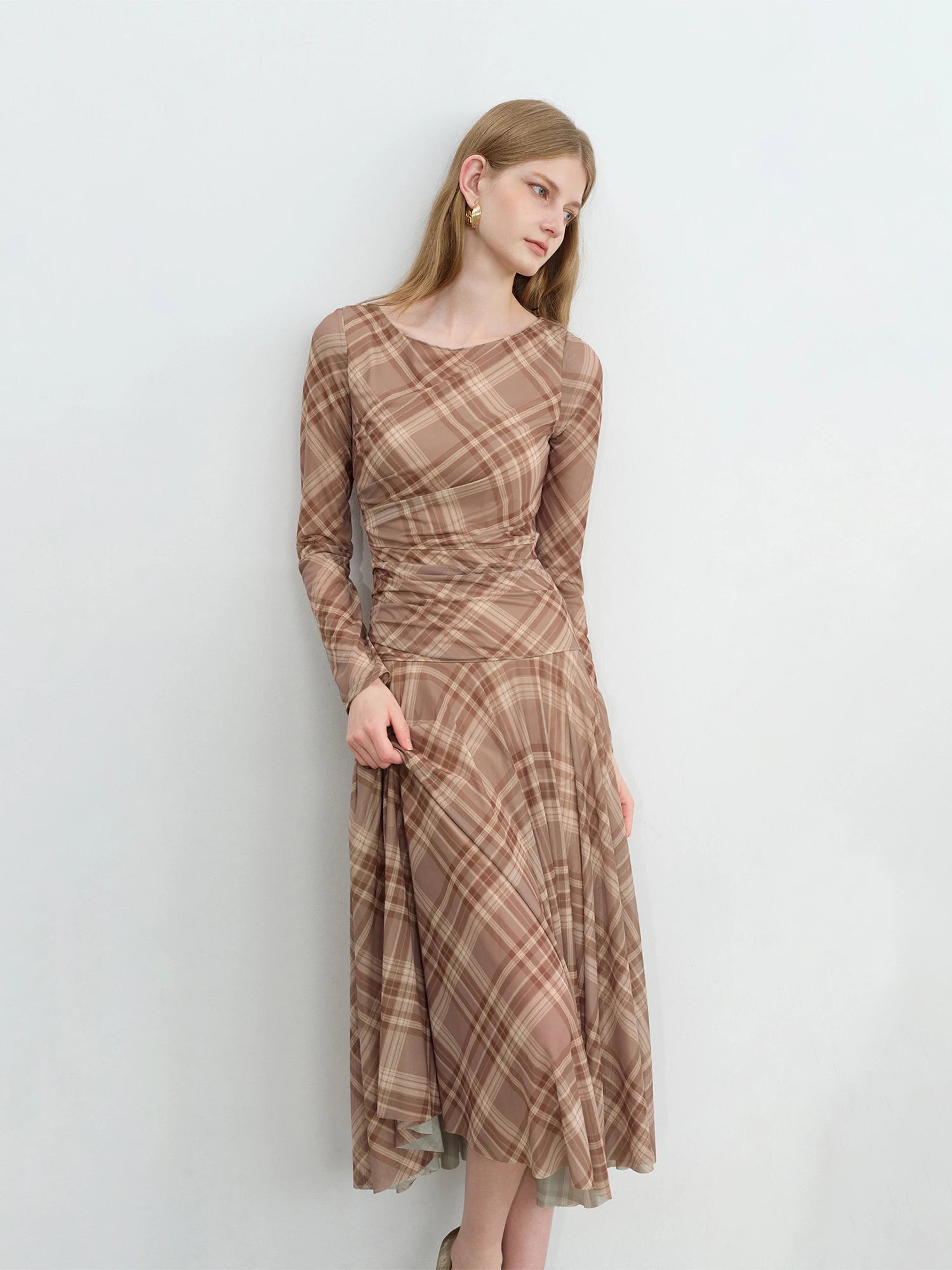 ZIQIAO Early Fall 2025 Women's Textured Plaid Maxi Dress - Long Sleeve Vintage Inspired Cinched Waist Flowy Elegant Daily Wear