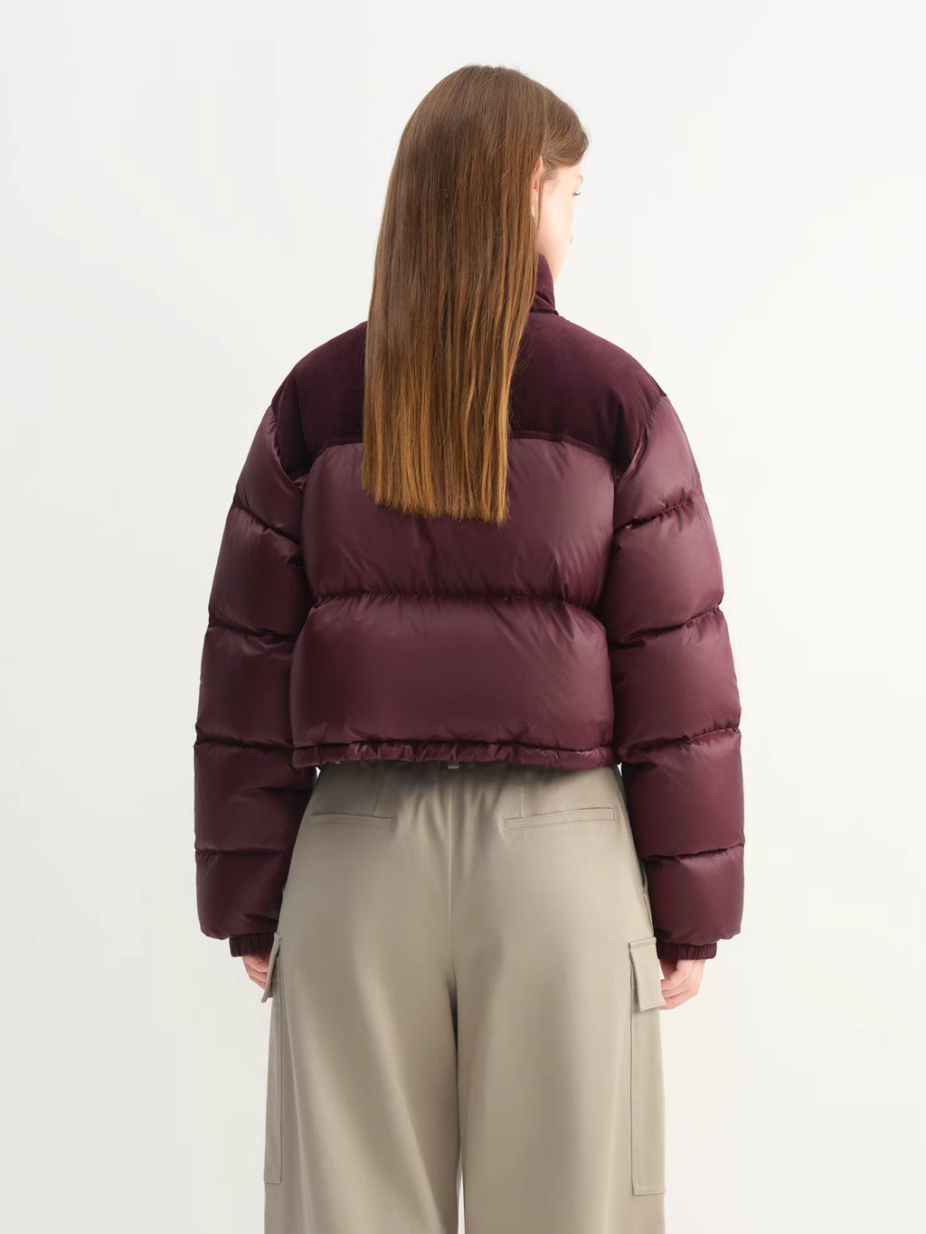 2025 Winter Women's Short Puffer Coat - Color Block Design Stand Collar Thermal Insulated Jacket Comfort for Casual Warmth