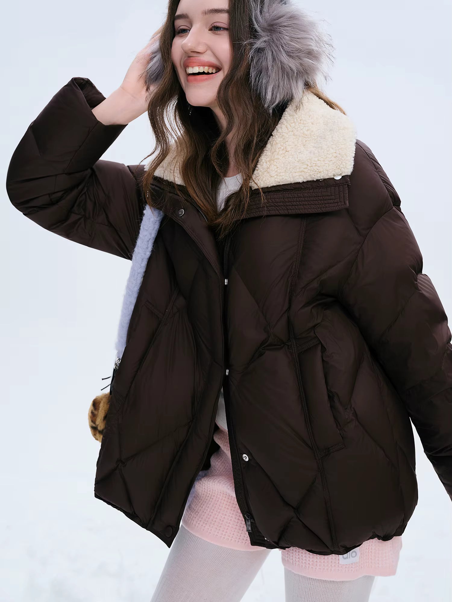 Furry Lapel Quilted White Duck Down Coats Women Casual Daily Retro Simple Loose Short Warm Coat Contrast Color Girlish BF