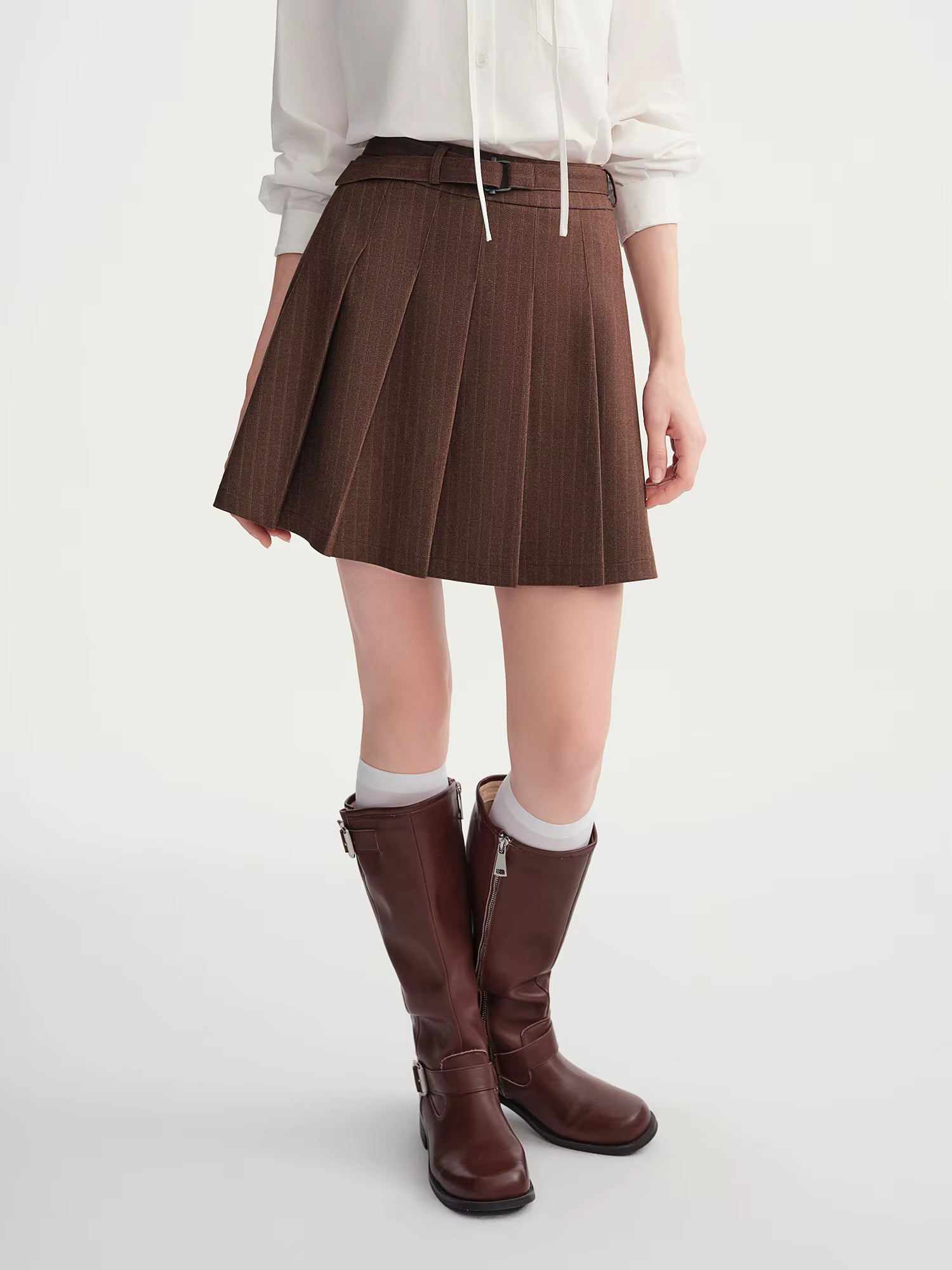 Plus-Size Women's Dark Stripe Pleated Skirt with Fabric Belt Fall-Winter 2025 New Arrival A-Line Mini Skirt Brown Skirts