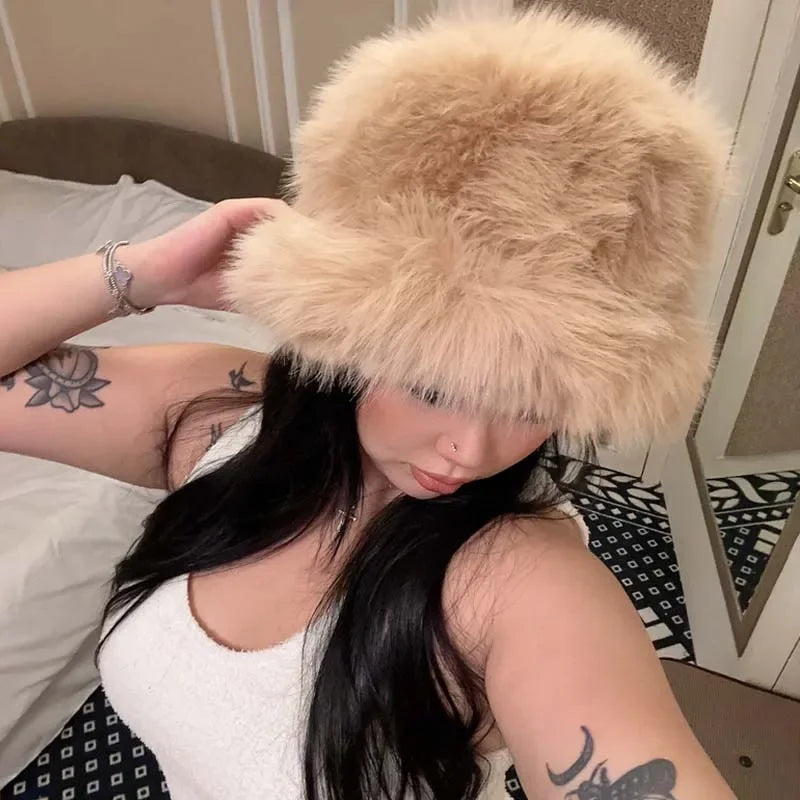 2024 Fluffy Faux Fur Bucket Hats Women Rabbit Fur Warm Thick Plush Winter Hat Lady Fashion Luxury Panama Furry Fisherman Cap Y2k