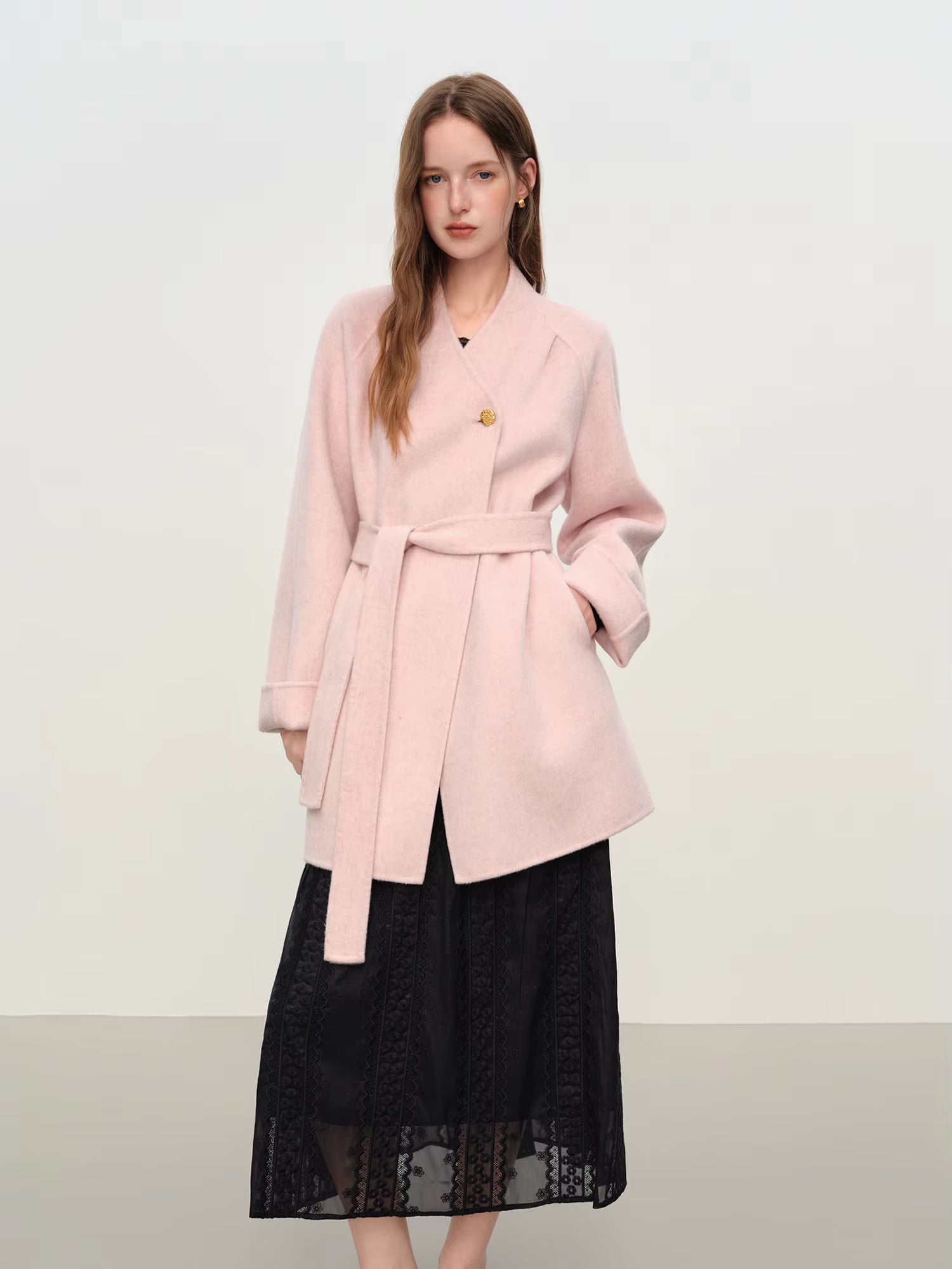 【Premium Series】 Exquisite Tweed Wool Coat Petite Women Stylish Collarless Winter Outerwear Youthful Design 2025 Winter