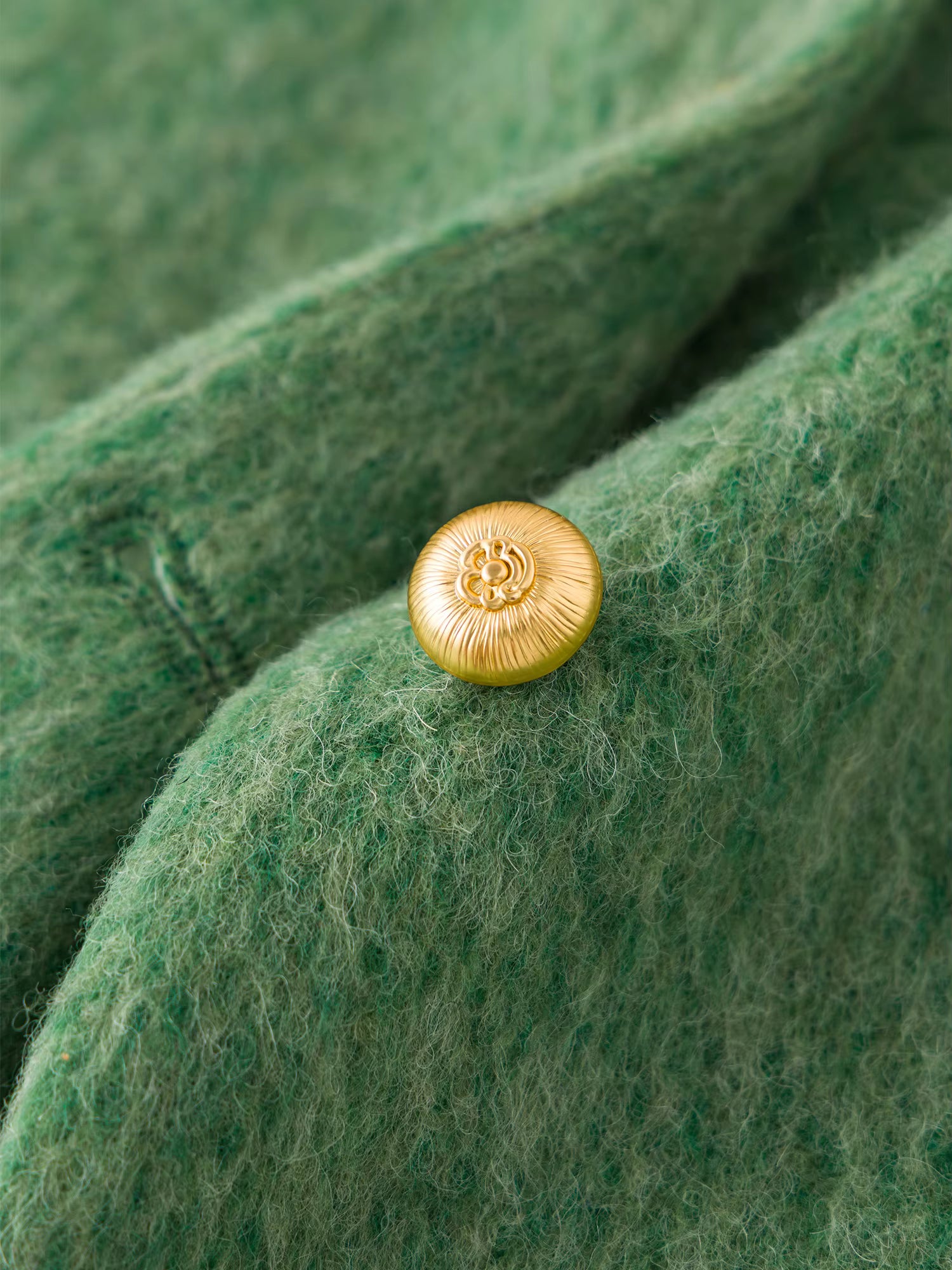 French Style Tweed Round Neck Wool Blend Structured Shoulder Women Coat 2025 New Outerwear Classic Elegant Casual Jacket