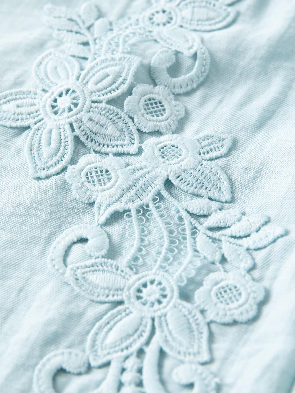 2026 Spring Women's Intricate 3D Floral Applique Linen Blend Tie-Neck Shirt - Elegant Casual Blouse Women Shirt