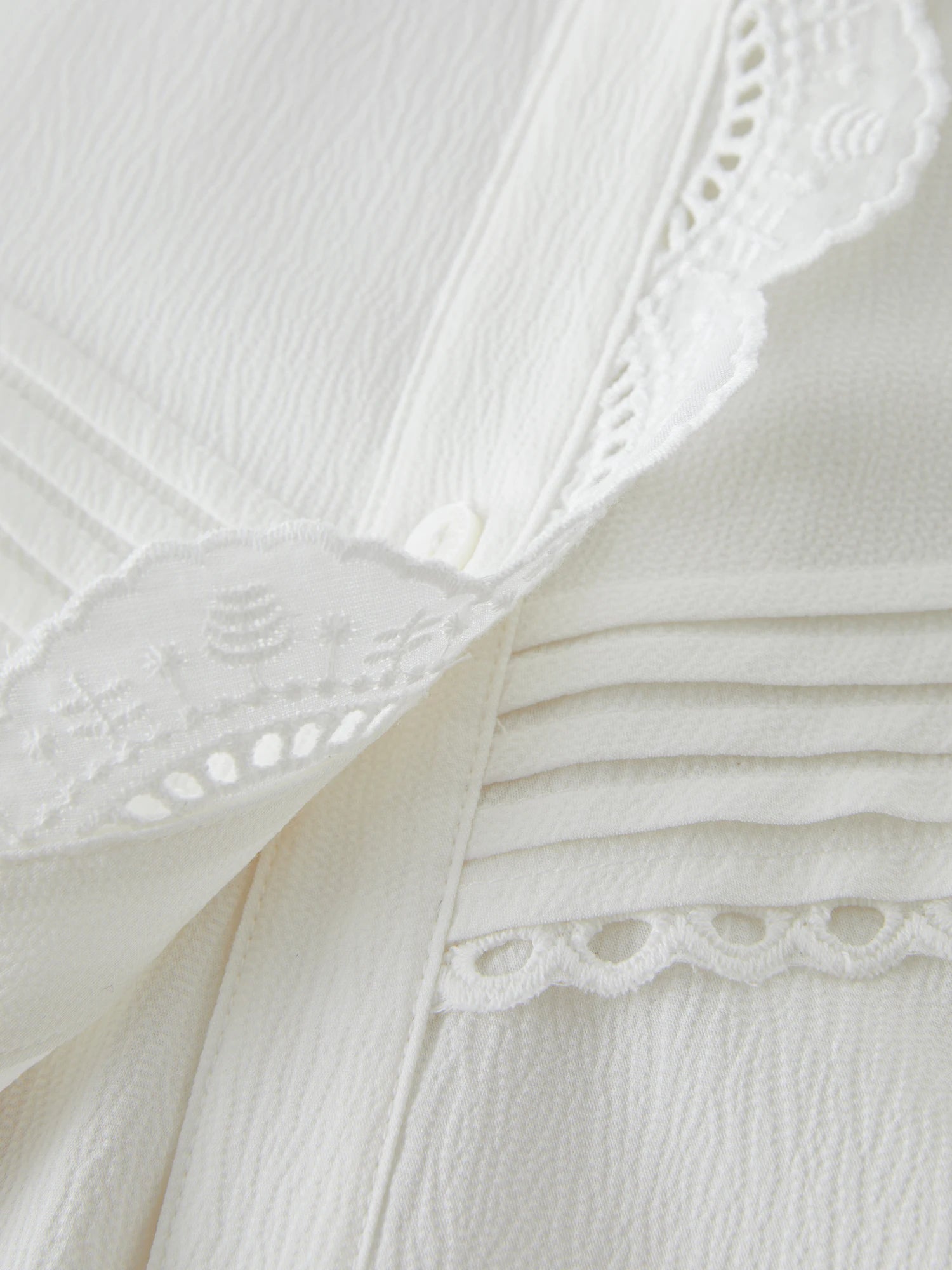 FSLE Women White Long Sleeve Shirts Ruffled Stand Collar Design Temperament Solid Loose Lantern Sleeve Blouse Tops 24FS14686