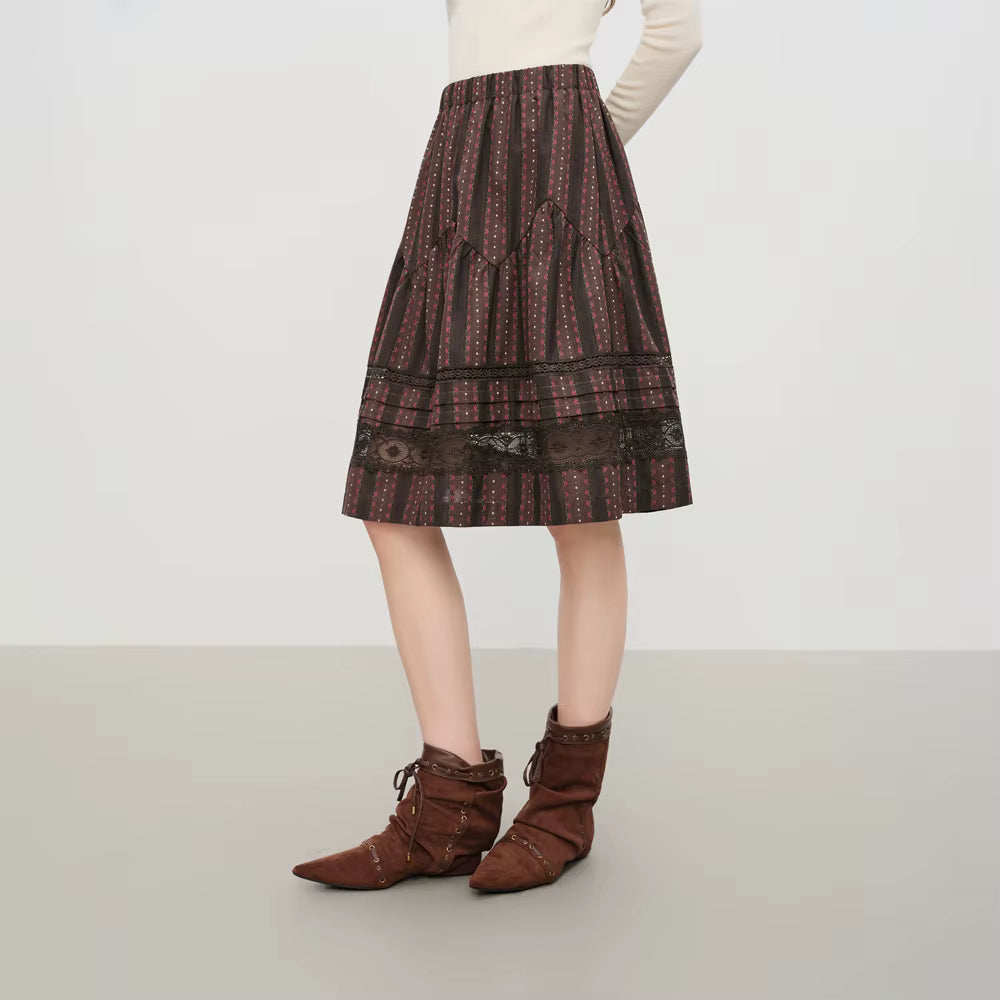 【Premium Series】Winter 2025 Women's Retro Lace Trim Patchwork A-Line Skirt with High Waist Design for Elegant Casual Wear