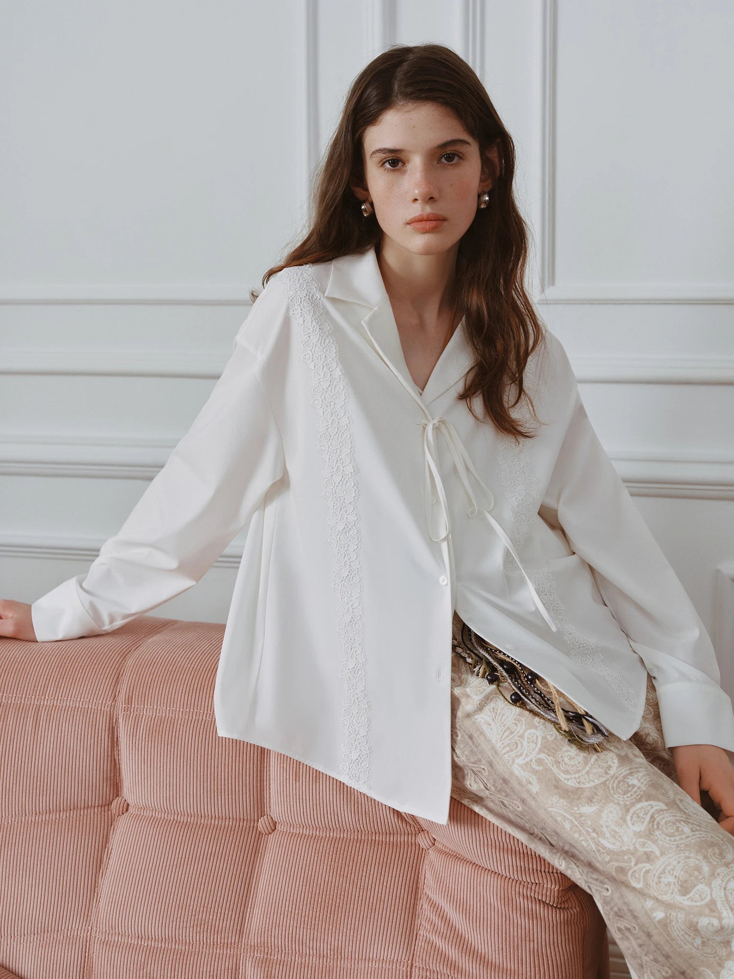 FSLE Minimalism 2025 New French Style Commuting Lace Shirt For Women 2025 Autumn New Arrival Strap Design Blouse Top