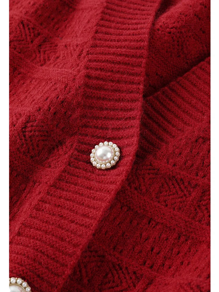 DUSHU Retro Sense Pomegranate Red Knitted Cardigan Women Autumn Winter 2022 New Niche Design Temperament V-neck Chic Top Female