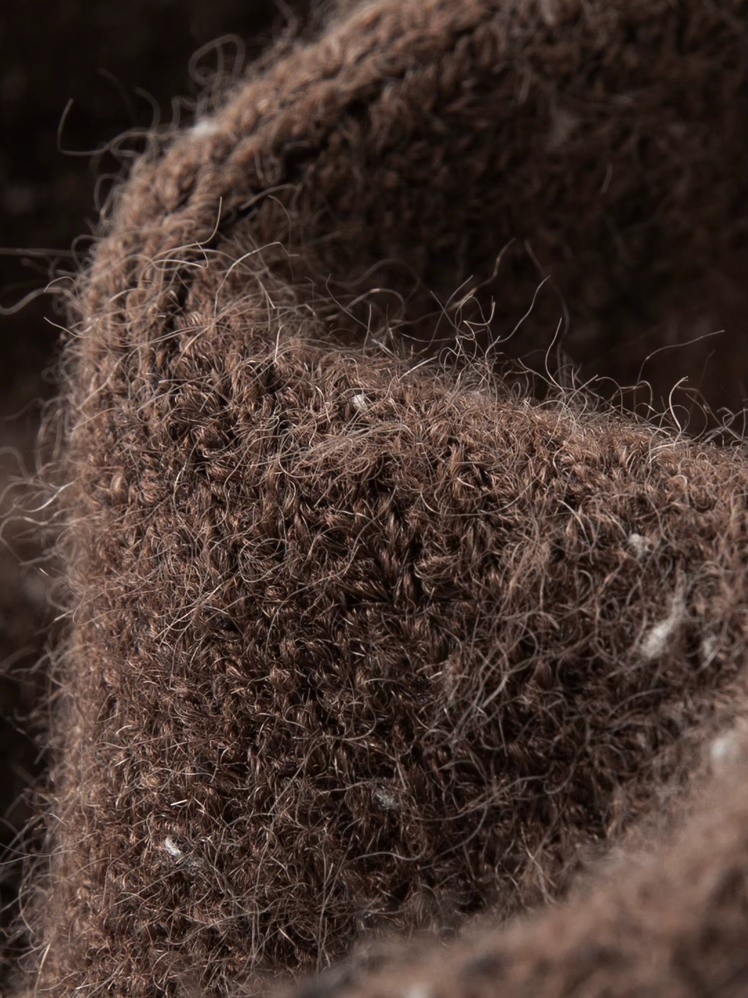 Plus-Size Women's Colorful Dot V-Neck Knit Sweater Vest Versatile Slimming Winter Layering Top 2025 New Arrival Vests