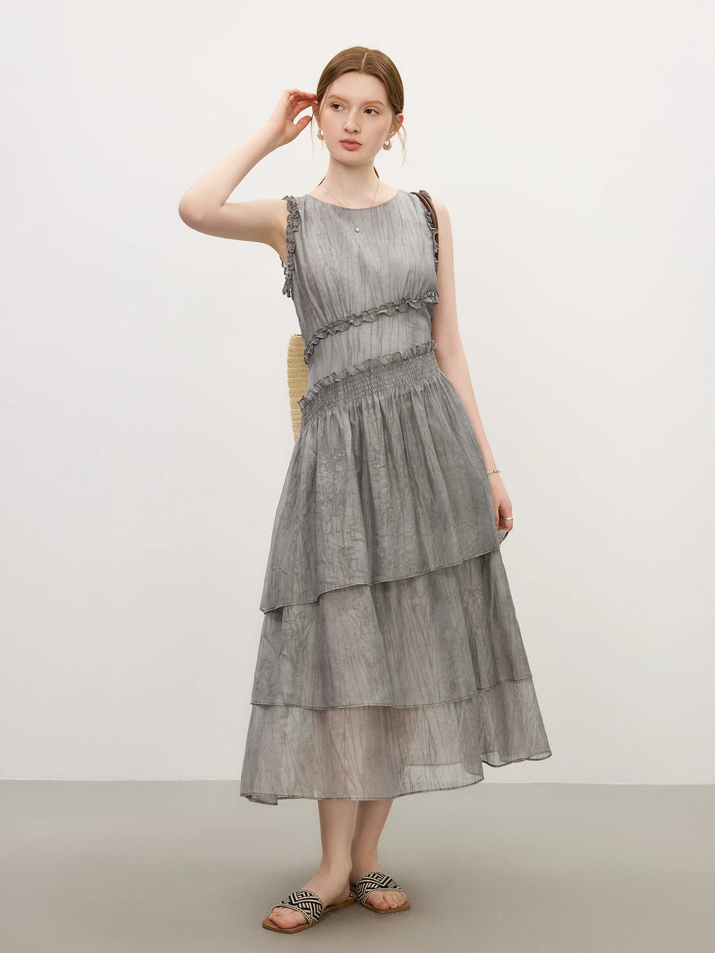 FSLE 2025 Summer Textured Pleat Dress - Fluid Asymmetric Hem Sleeveless Resort to Office Elegant Silhouette