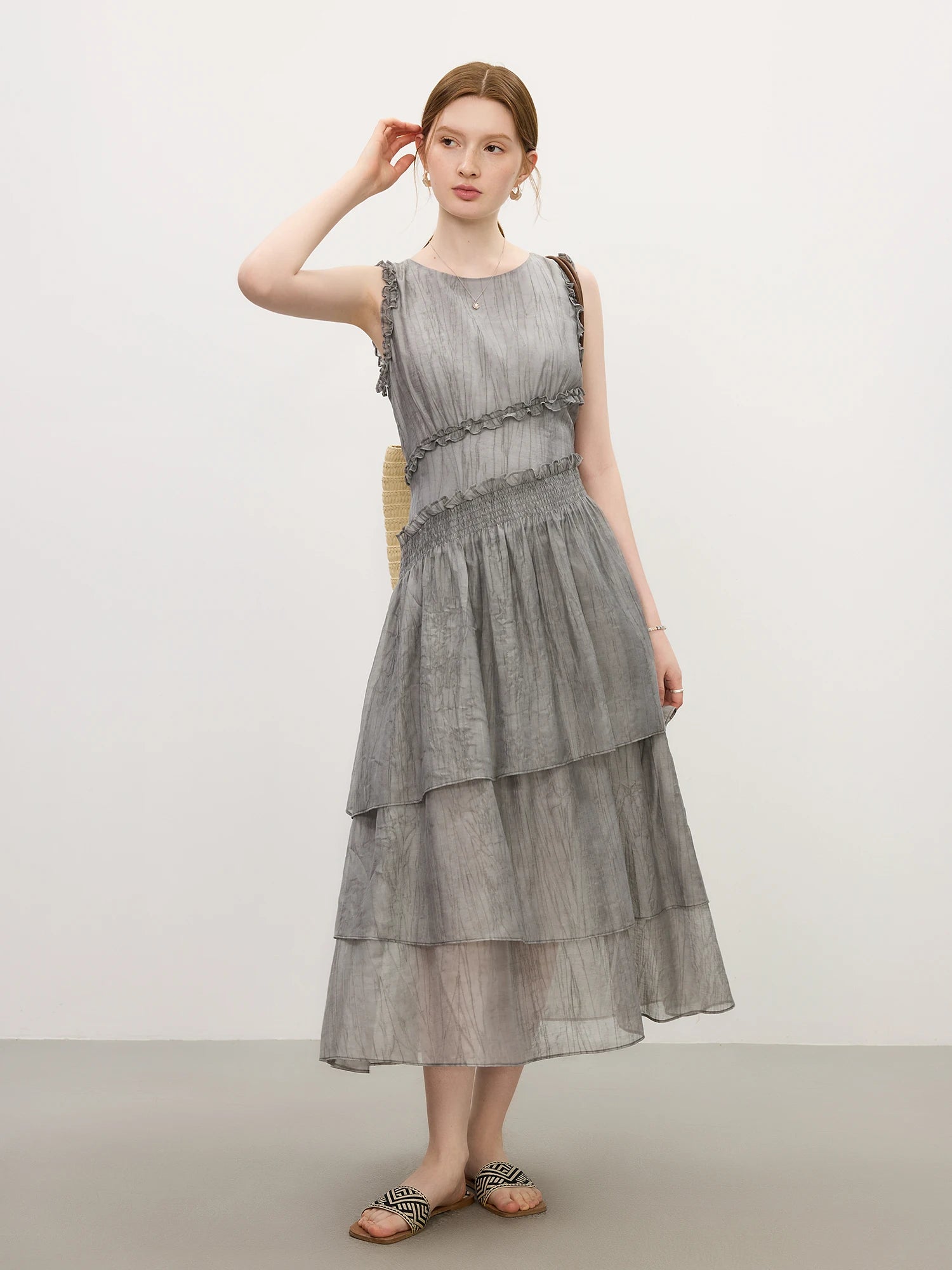 FSLE 2025 Summer Textured Pleat Dress - Fluid Asymmetric Hem Sleeveless Resort to Office Elegant Silhouette