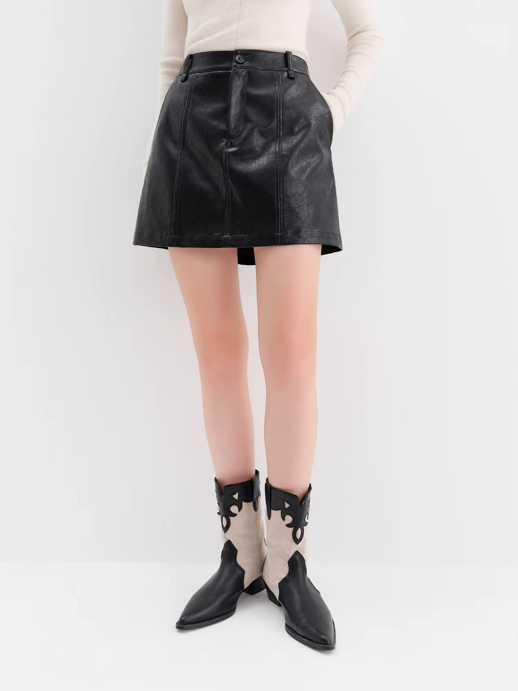 2025 Winter Women High Waist A-Line Short Skirt in Faux Leather - Versatile Flattering Stretch Mini Skirt for Daily Casual