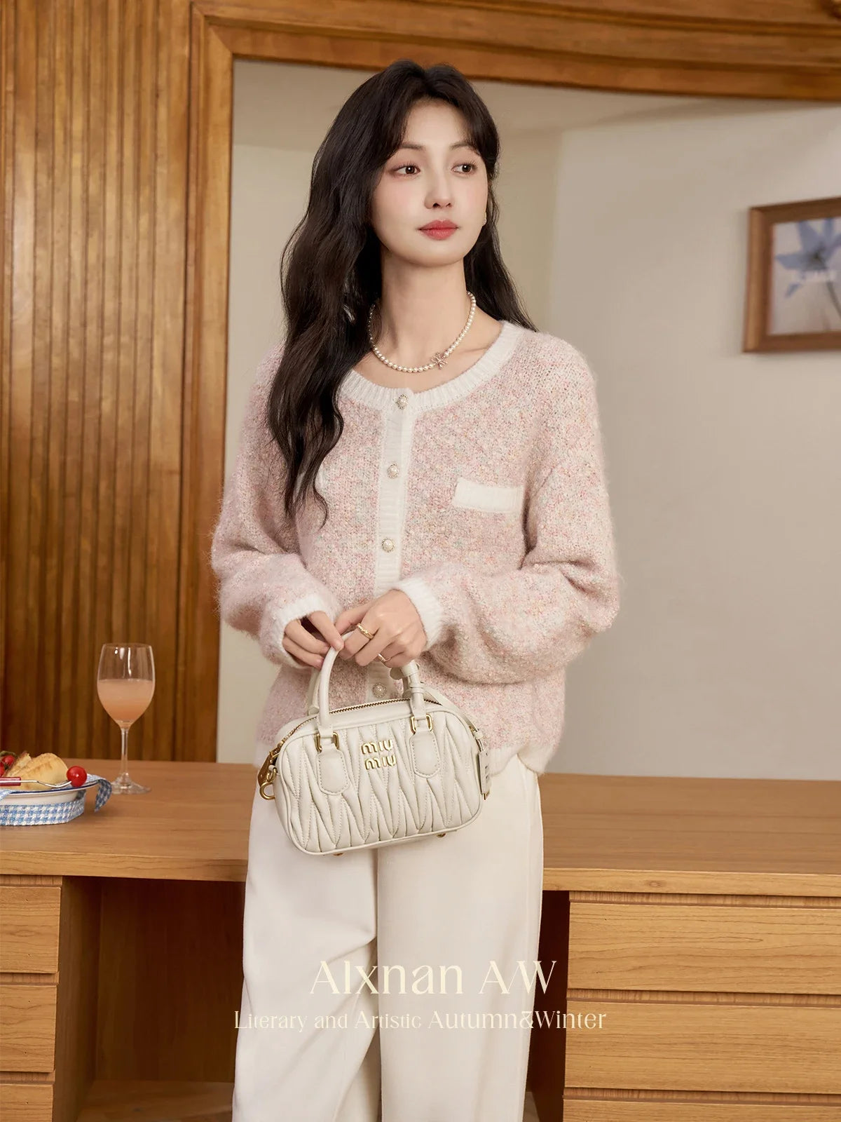 ALXNAN Women's Languid Knitted Cardigan 2024 Autumn Winter Light Pink O-neck Pearl Button Warm Soft Commuter Tops Female L50220