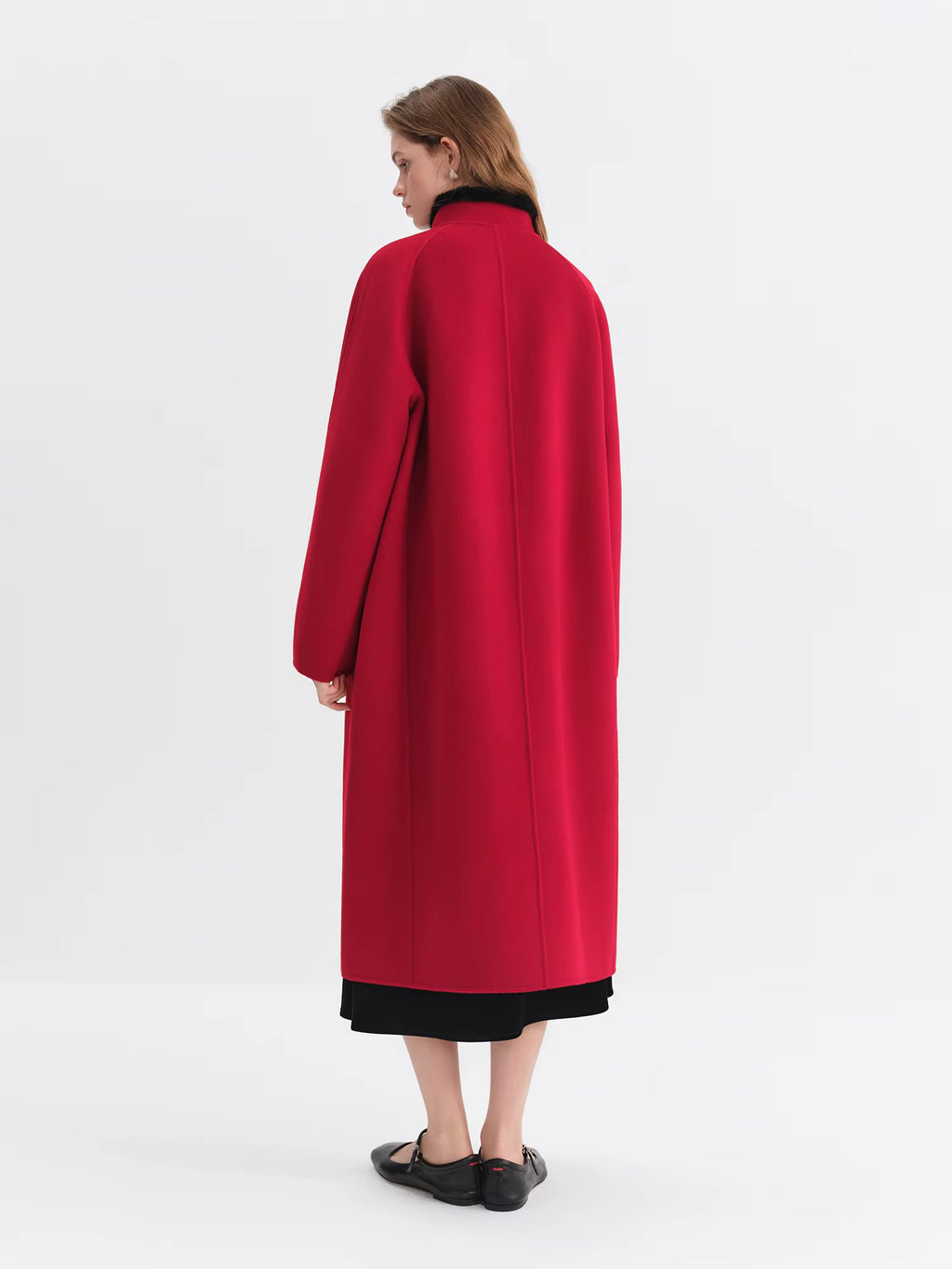 Modern Chinese Red Velvet Coat for Women Winter 2025 New Arrival Sable Fur Festive Ensemble Coat 100% Wool Long Coats