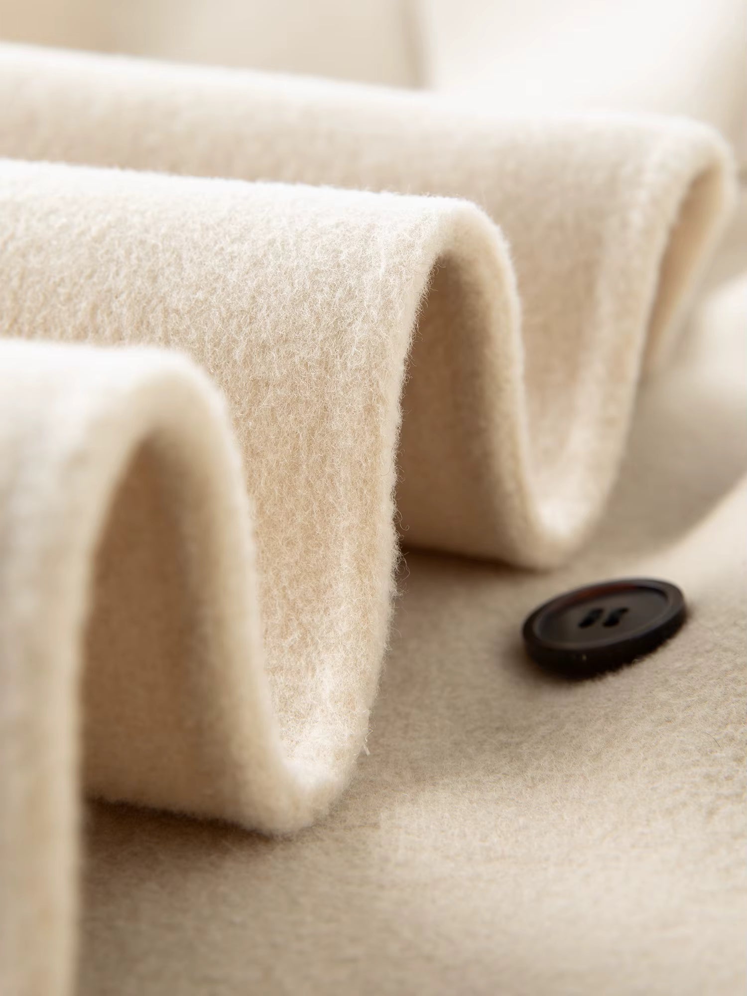 Women Tailored Coat with Double-Faced Tweed Oversized Flattering Silhouette Premium Wool Outerwear 2025 Winter New Arrival