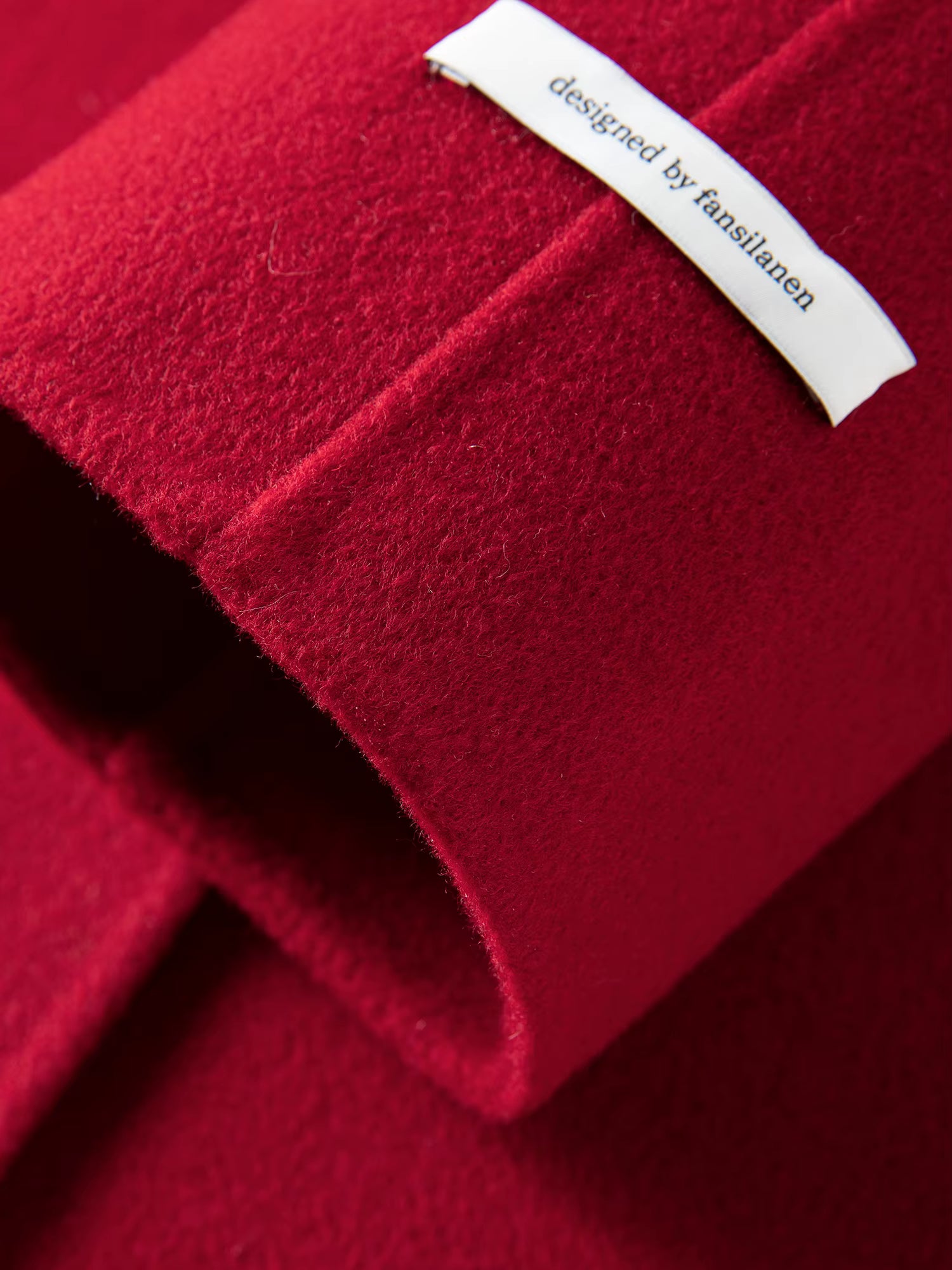 Modern Chinese Red Velvet Coat for Women Winter 2025 New Arrival Sable Fur Festive Ensemble Coat 100% Wool Long Coats