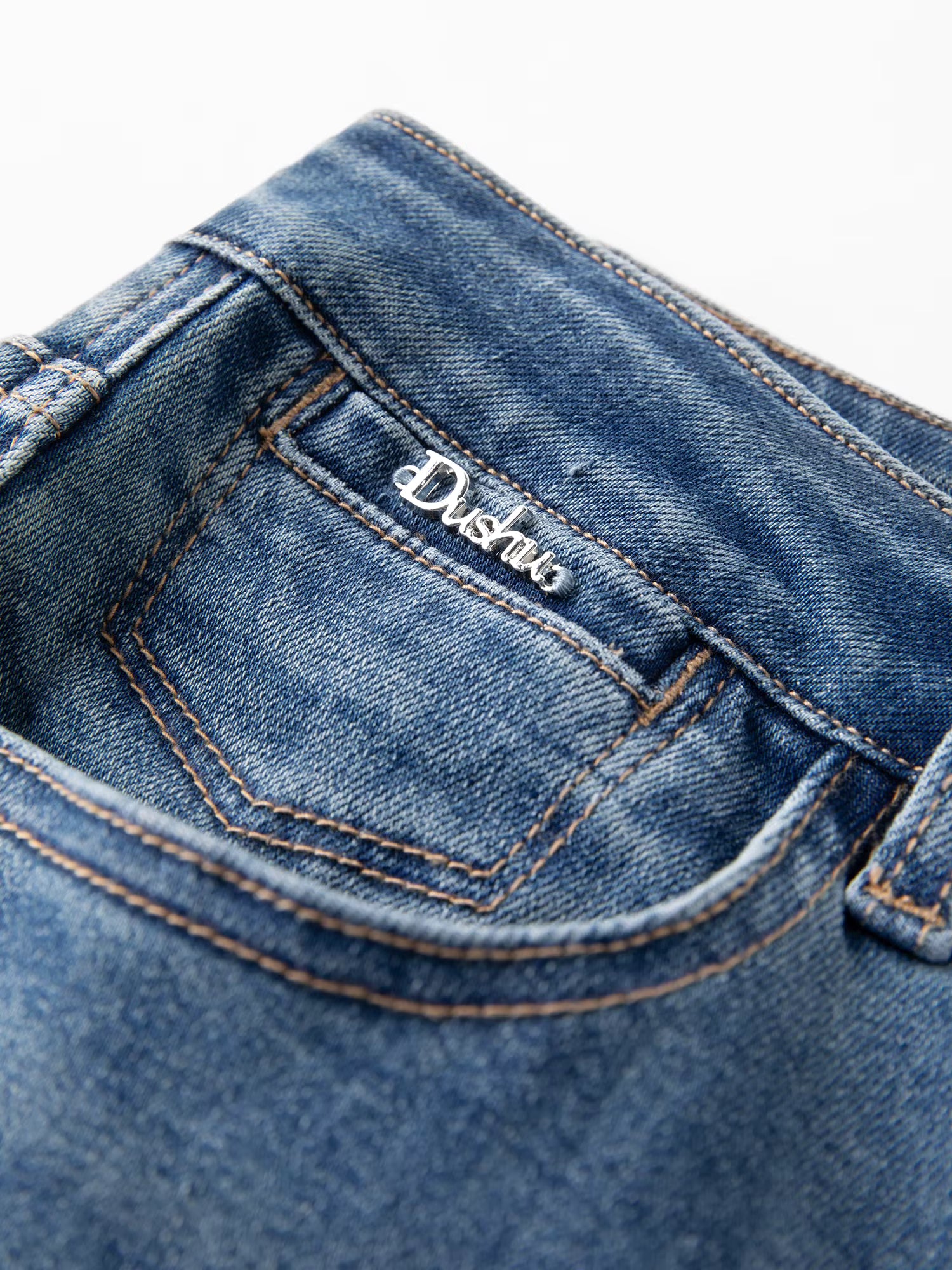 Women's Fashion Stretch Bellbottom Jeans with Apple-Shape Friendly Design 2025 Winter Collection New Micro Flare Jeans