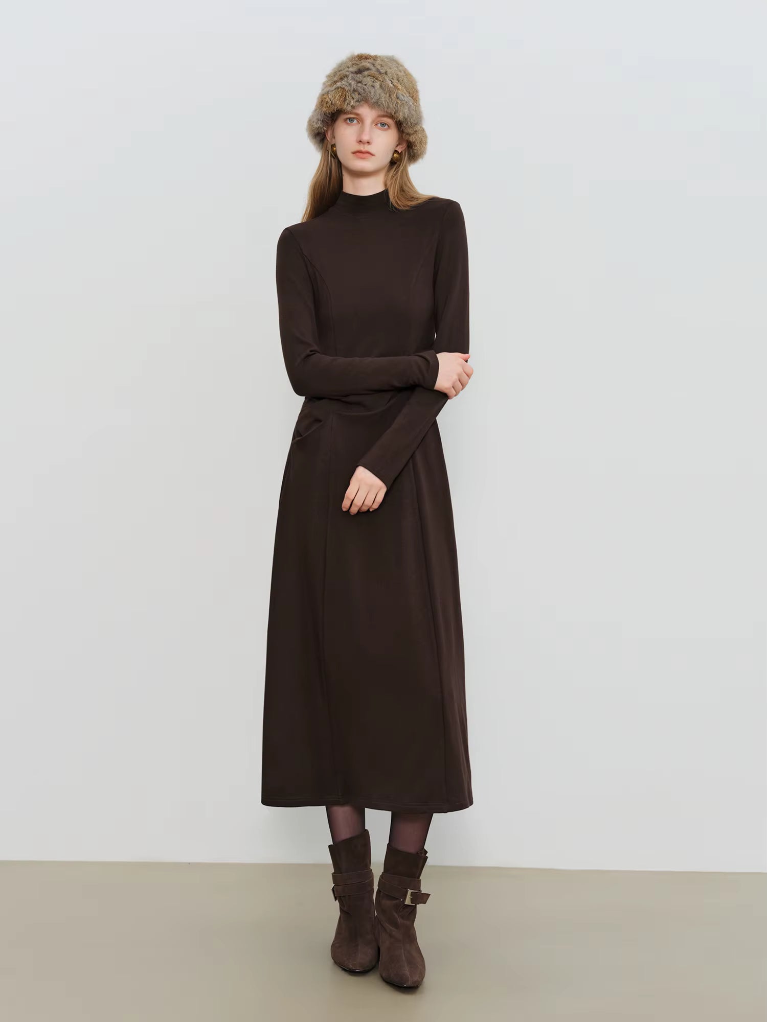 Autumn Winter 2025 Women's Waist-Defined Maxi Dress - Classic Black Timeless Silhouette Flattering Fit Office Elegant