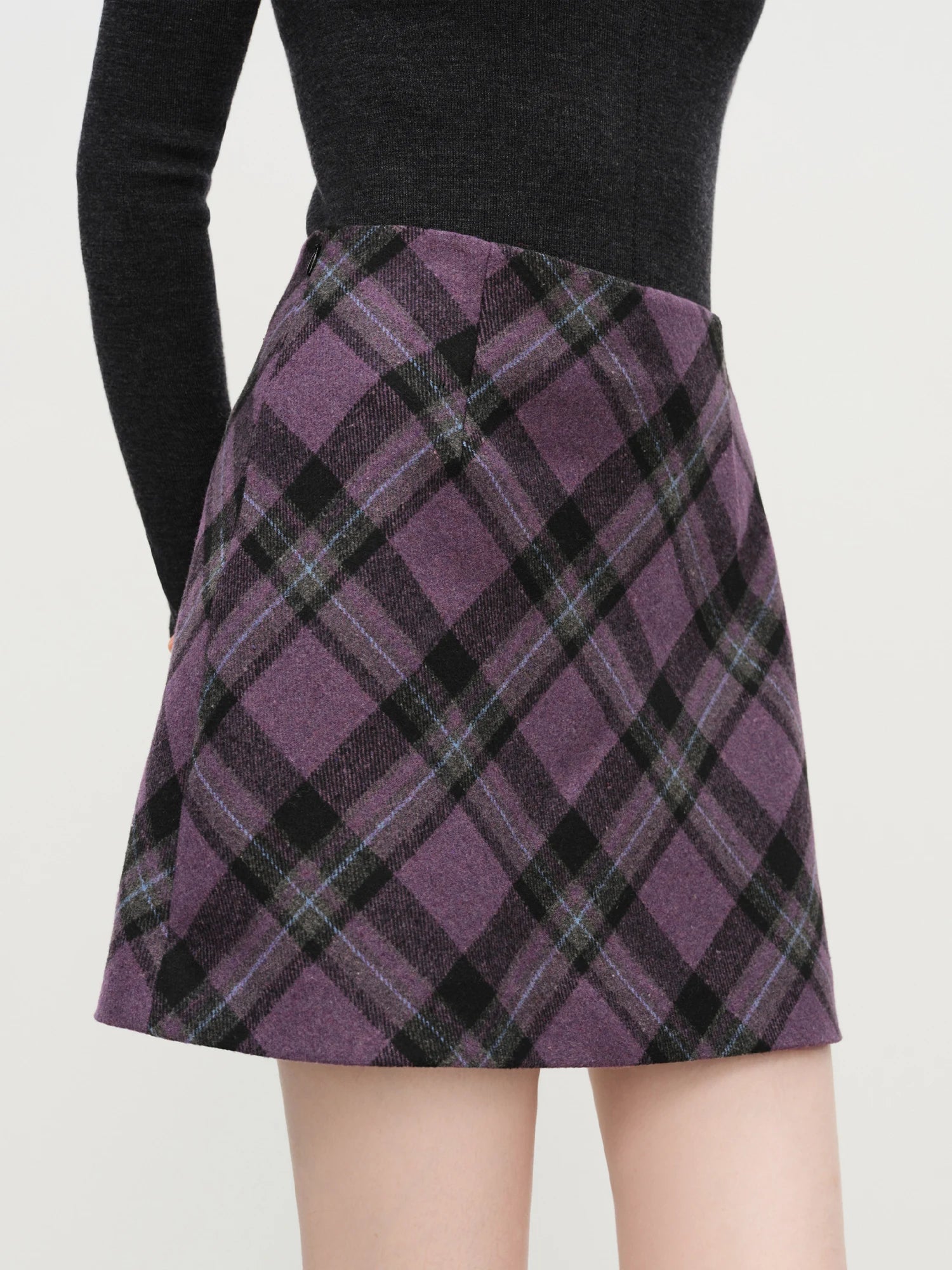 FSLE High Waist Retro Plaid Woolen Skirt Short Skirt Women 2025 Autumn and Winter New Mini A-line Skirt