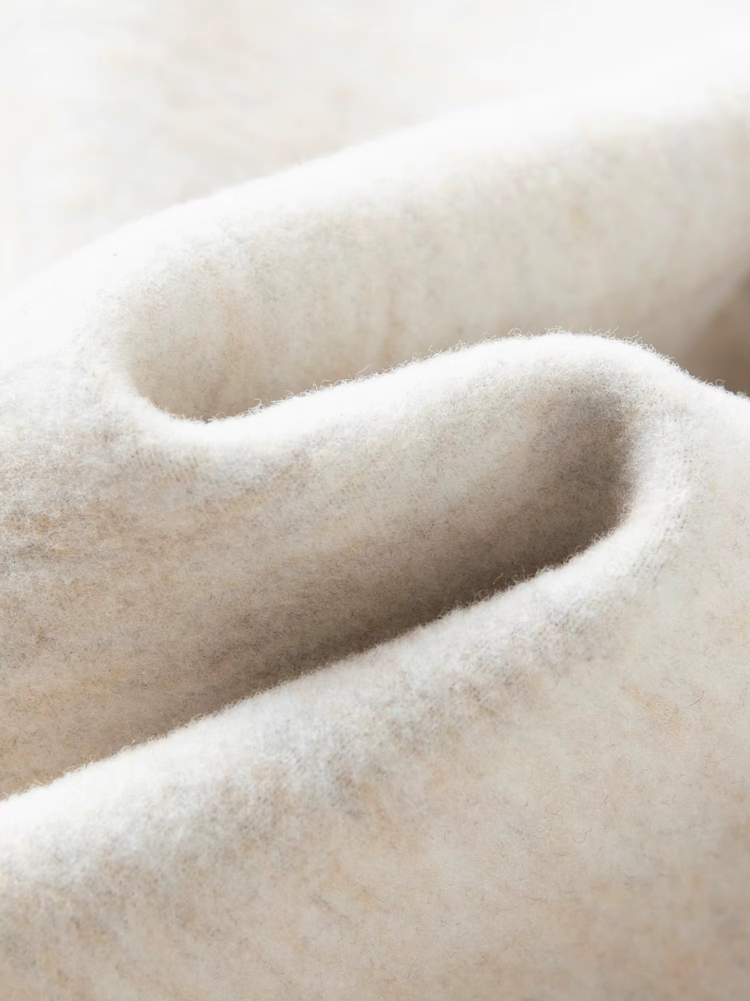 Plus Size Women's Off-Shoulder Hoodie Two-Piece Fashion Set with Unique Design Fall Winter 2025 Style Fantasy Collection