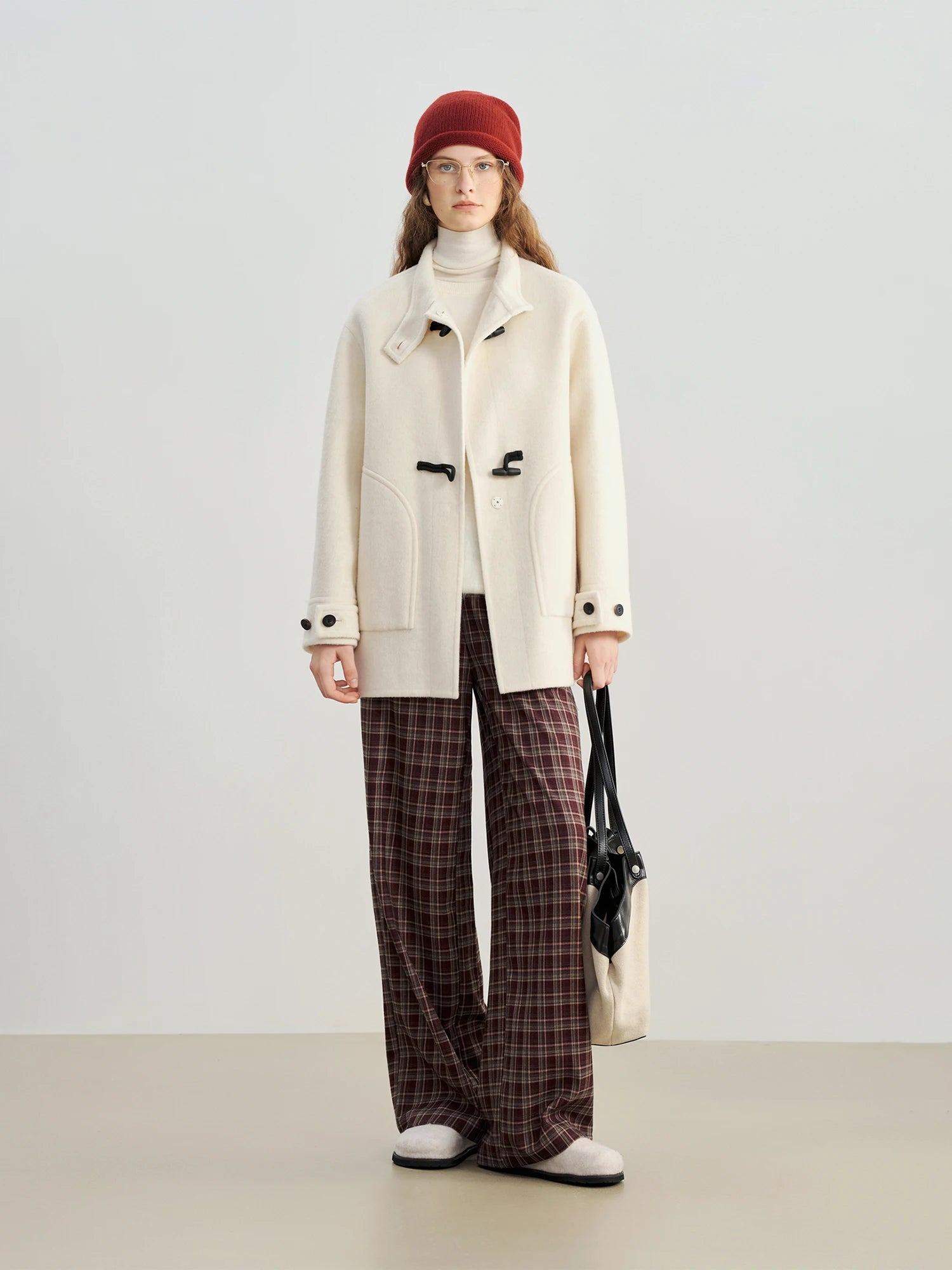 Crafty Studio Wool Coat for Petite Women with Horn Buttons, Standing Collar, and Double-Faced Design 2025 New