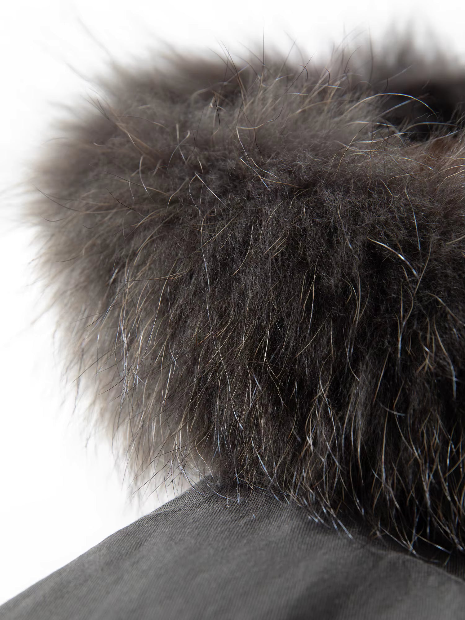 Raccoon Dog Fur-Lined Collar Parka Mid-Length Down Jacket for Women Winter 2025 New Arrival Keep Warm Khaki Down Coat