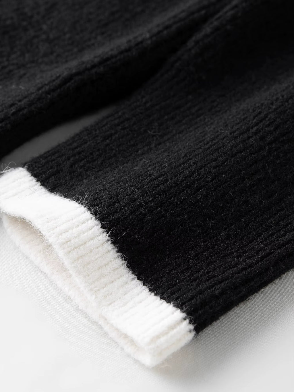 Women's 2025 Autumn/Winter New Style Ribbed Loose-fitting Zipper Stand Collar Color Block Inner Knit Sweater