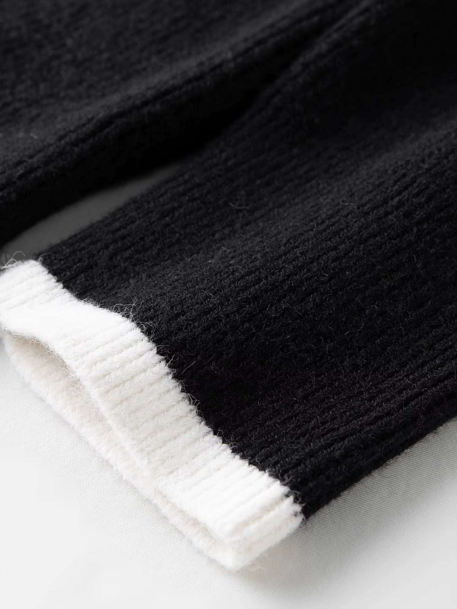 Women's 2025 Autumn/Winter New Style Ribbed Loose-fitting Zipper Stand Collar Color Block Inner Knit Sweater