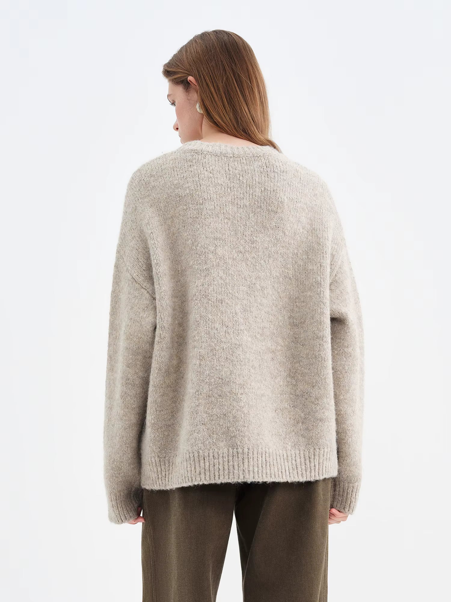 Round Neck Wool Cartoon Puppy Pattern Knitted Sweater Top for Women New Winter 2025 Style Age-reducing Leisure