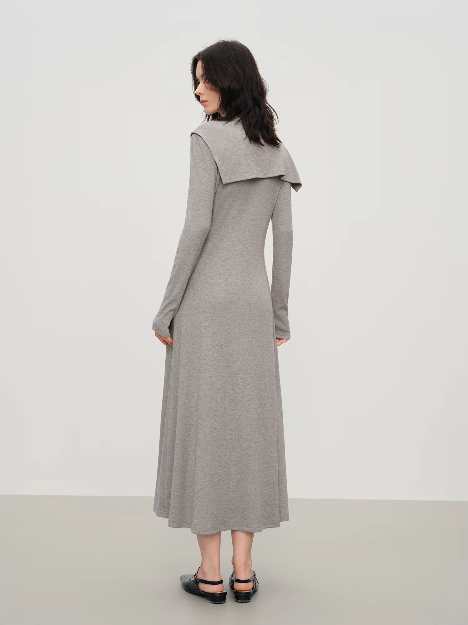 French Style Design Shawl V-neck Dress 2025 Autumn and Winter Slimming A-line Knitted Clothing Female Elegant Leisure