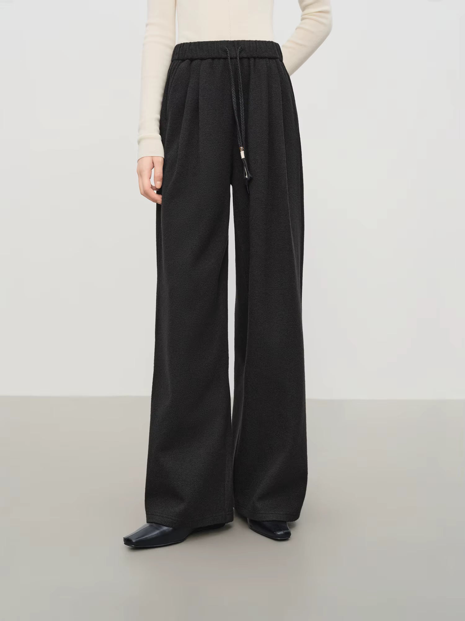 Elegant Wool Rice Dumpling Pants with Elastic Waist Drawstring Straight Cut Casual Winter Pants for Women 2025 New Arrival