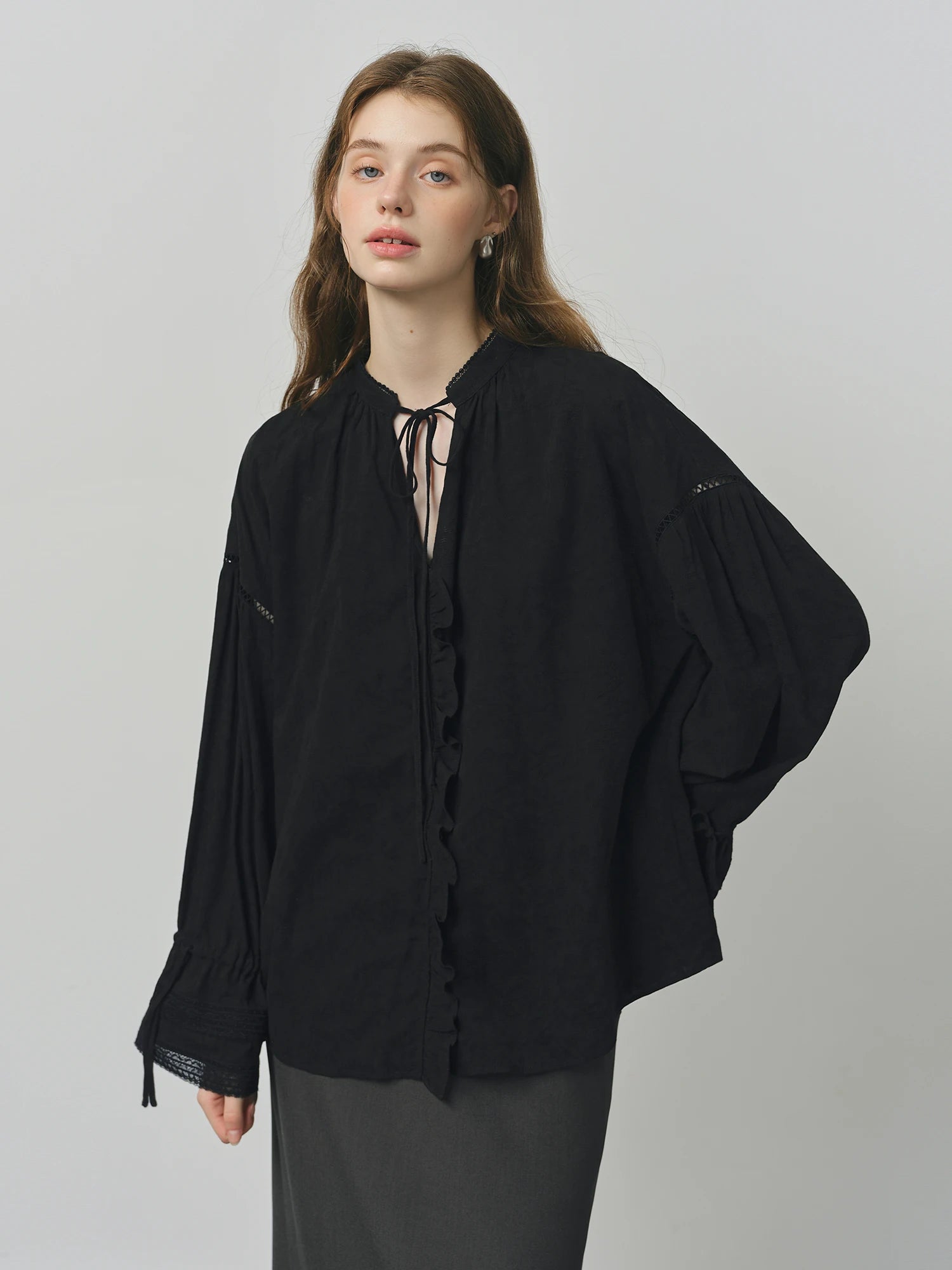 FSLE French Style V-neck Earrings Lace-up Shirt for Women Autumn 2025 New Arrival Long-sleeved Stitching Casual Tops
