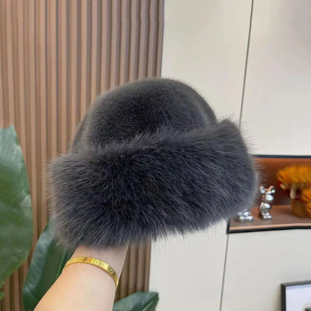 2024 New Women Fluffy Faux Fur Bucket Hat Winter Warm Ear Protection Cap Windproof Panama Caps Fashion White Plush Bucket Hat