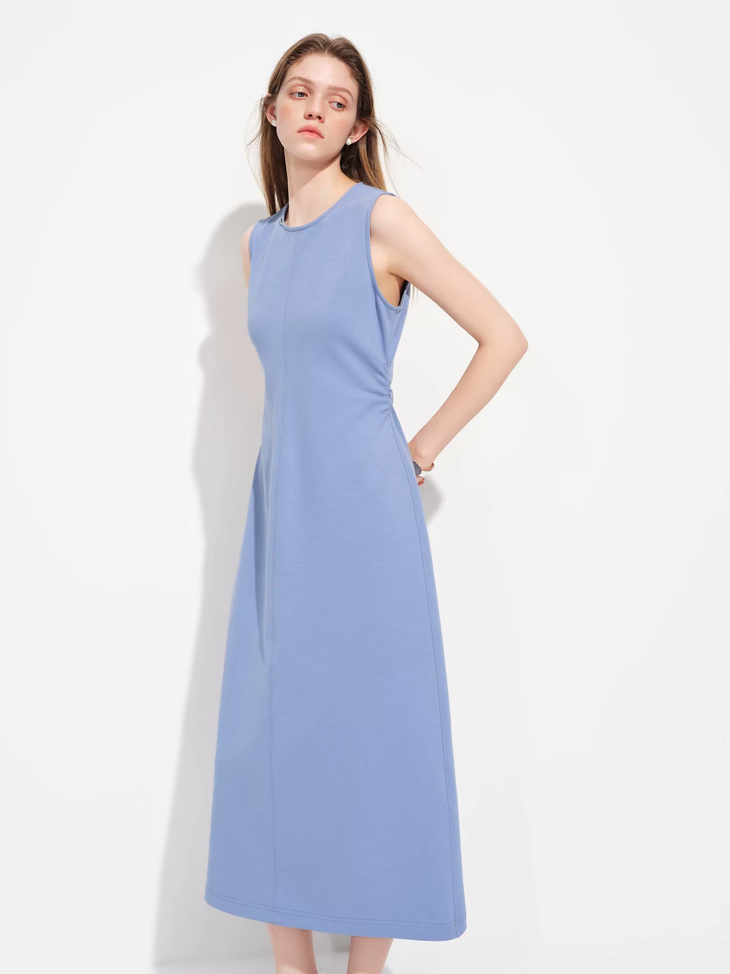 Sleeveless Elegant Waist-cinching Dress Women's Spring 2026 New Style Slim Fit Inner Vest Dress Official Commuting